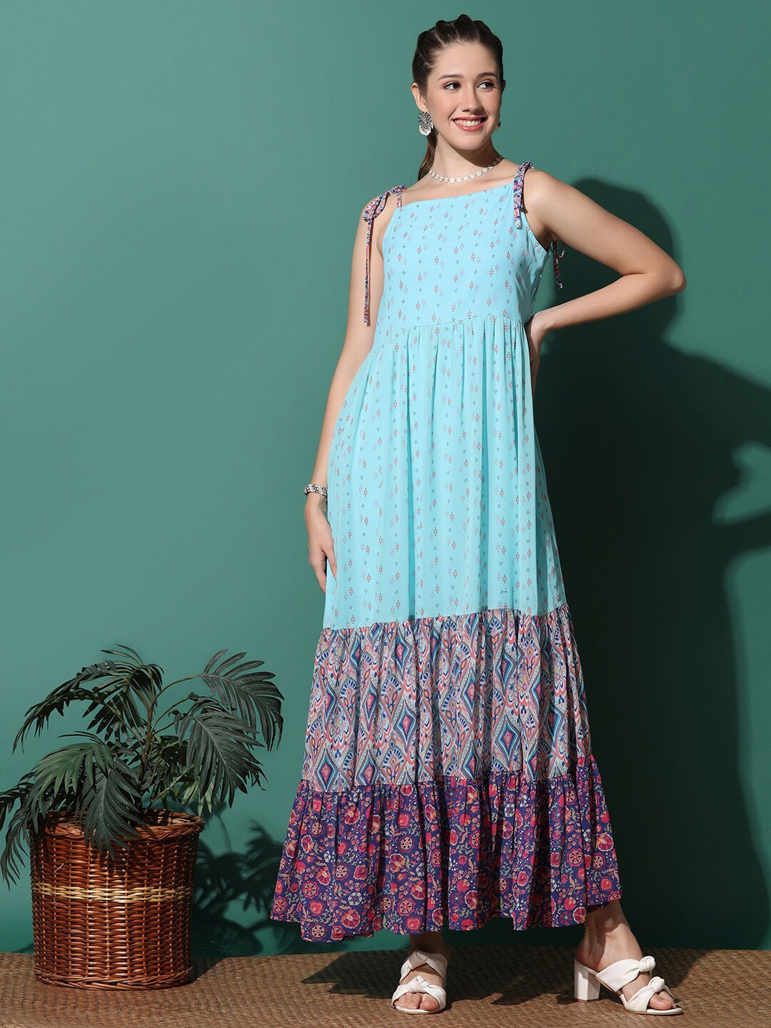 

FASHION DREAM Ethnic Motifs Printed Shoulder Straps Tiered Fit & Flare Maxi Dress, Blue