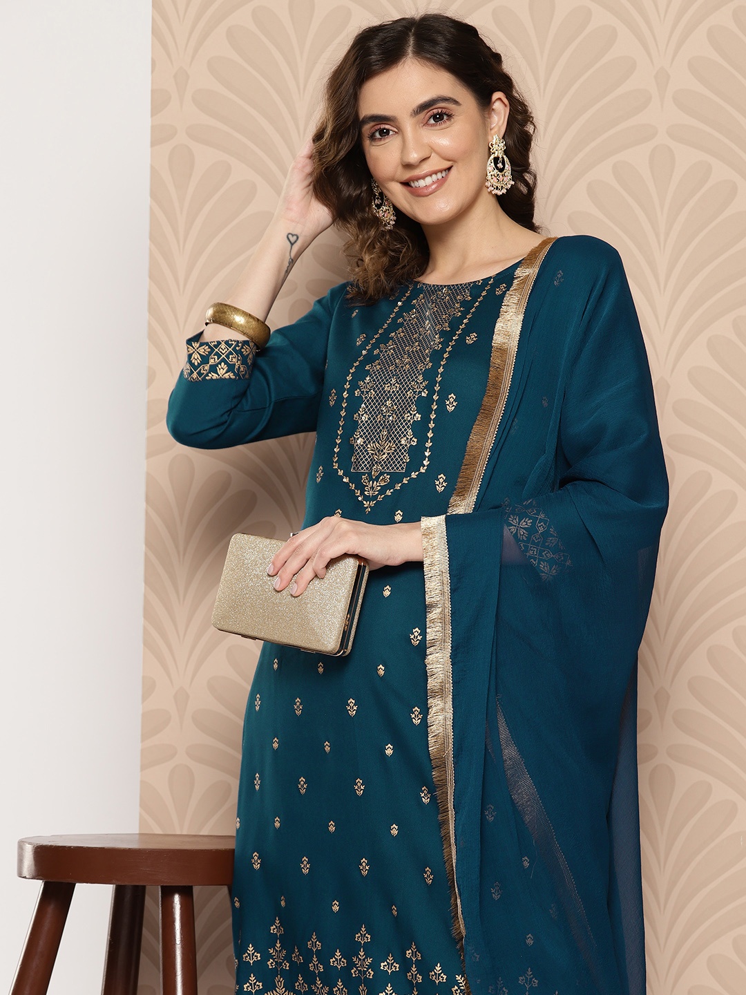 

Yufta Women Ethnic Motifs Printed Regular Kurta with Trousers & Dupatta, Teal