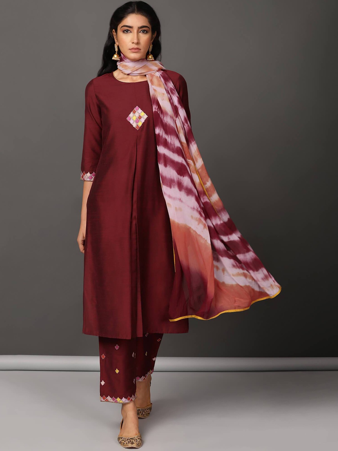 

NUHH Embroidered Kurta with Trousers & With Dupatta, Maroon