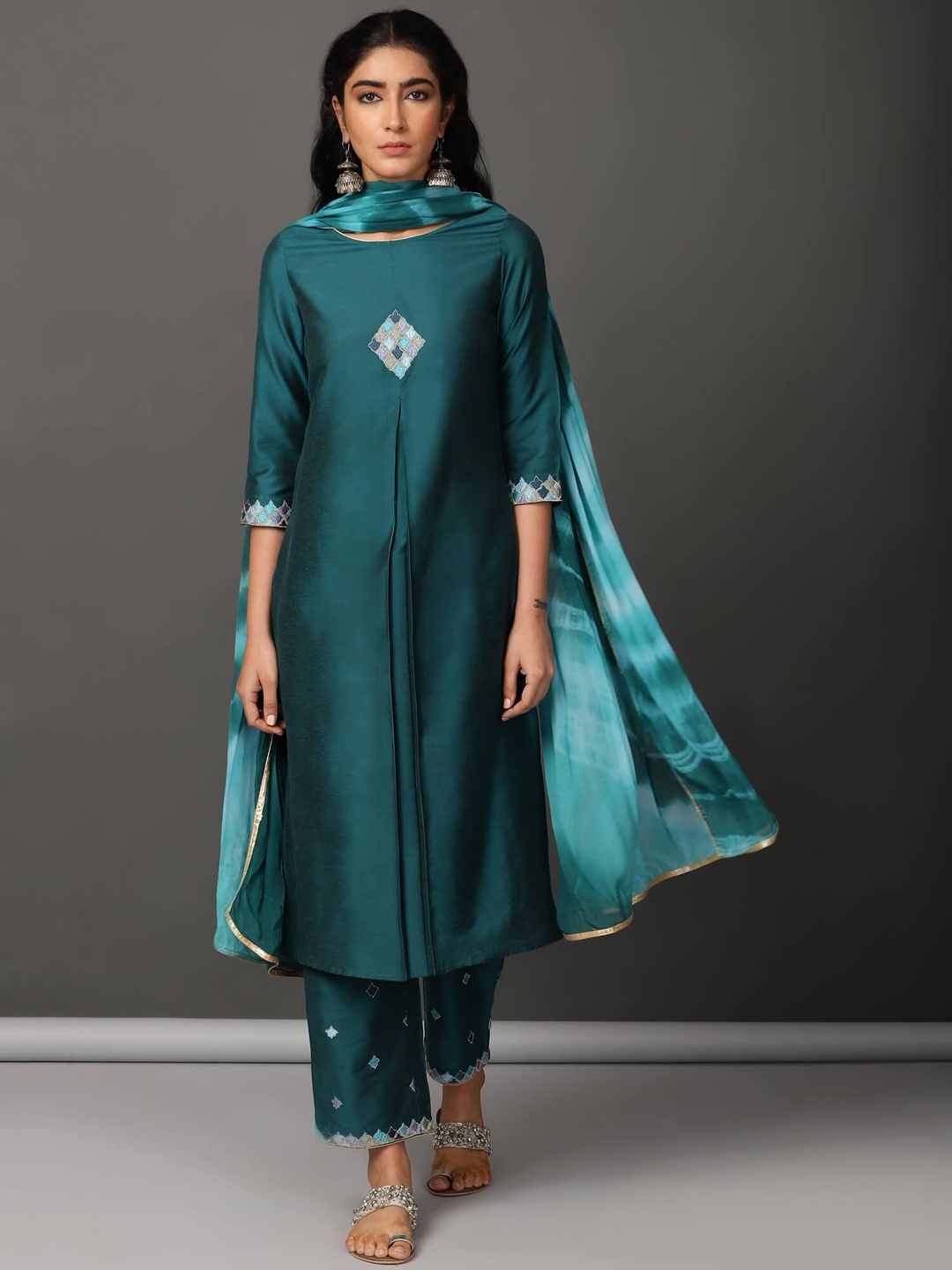 

NUHH Embroidered Kurta with Trousers & With Dupatta, Blue