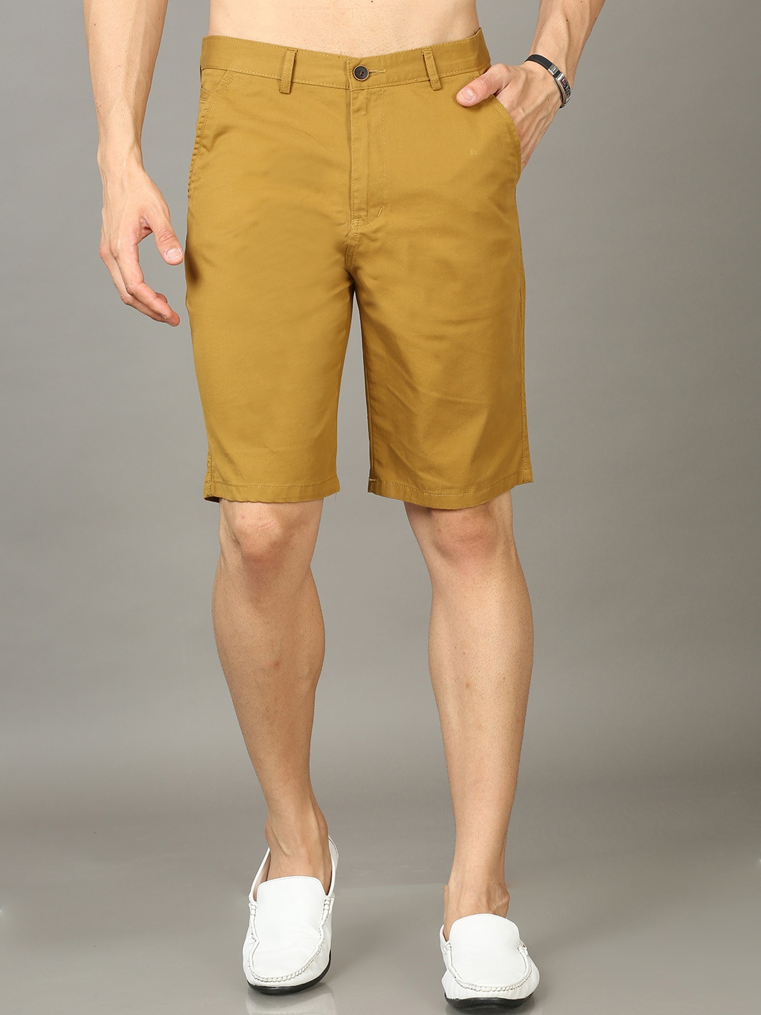 

Bushirt Men Mid-Rise Pure Cotton Chino Shorts, Mustard