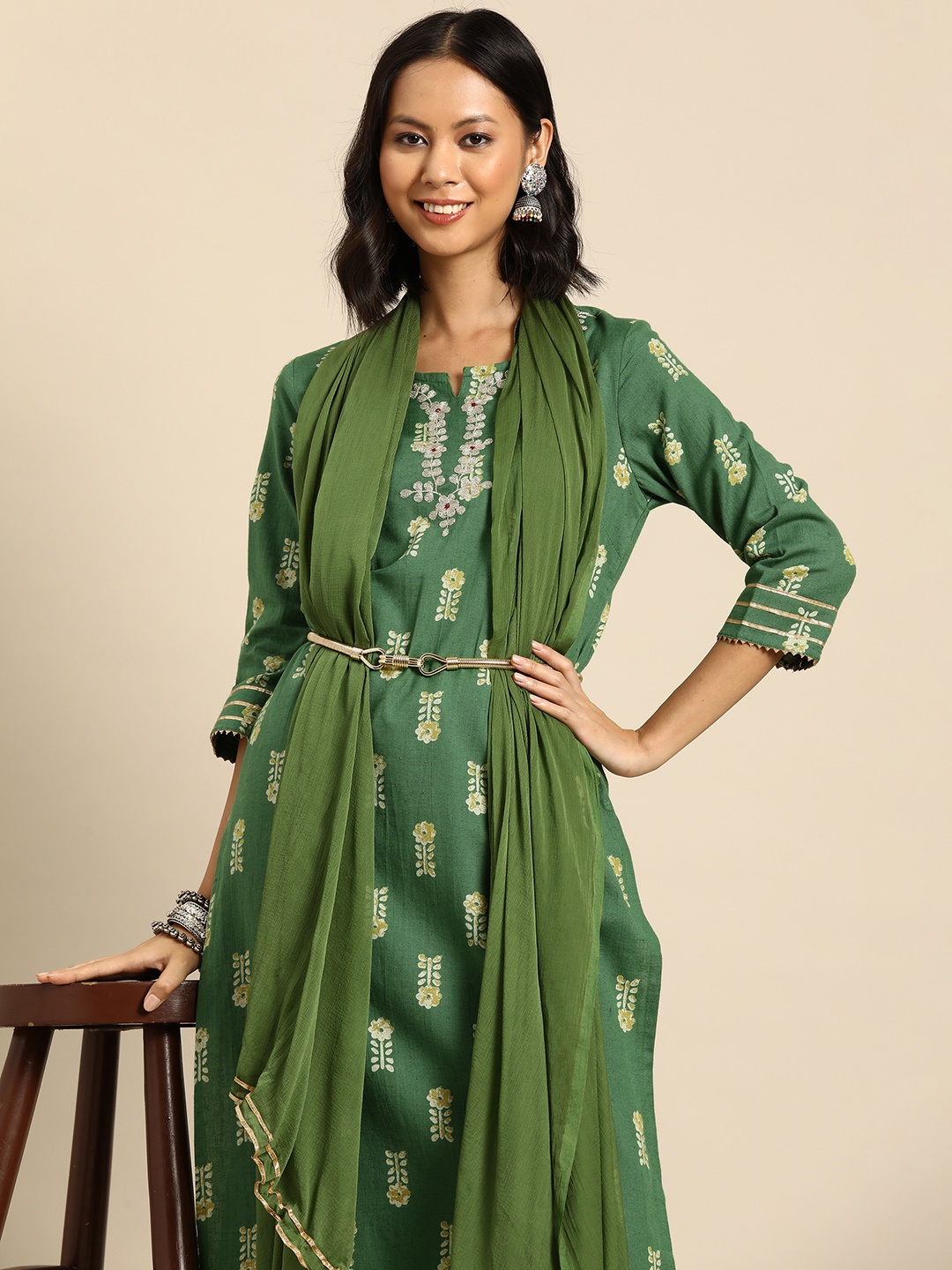

Sangria Floral Print Cotton Linen Kurta with Trousers & Dupatta, Green
