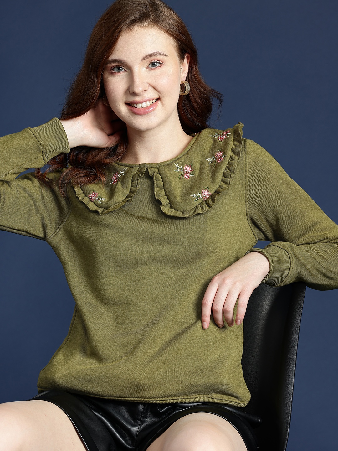 

Mast & Harbour Embroidered Sweatshirt, Olive