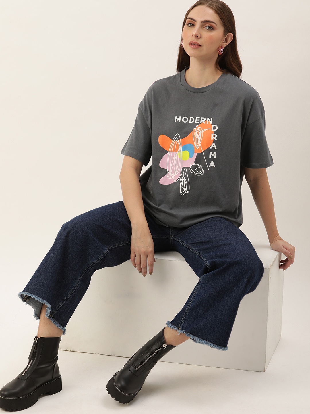 

Kook N Keech Printed Drop-Shoulder Sleeves Pure Cotton Oversized T-shirt, Gold
