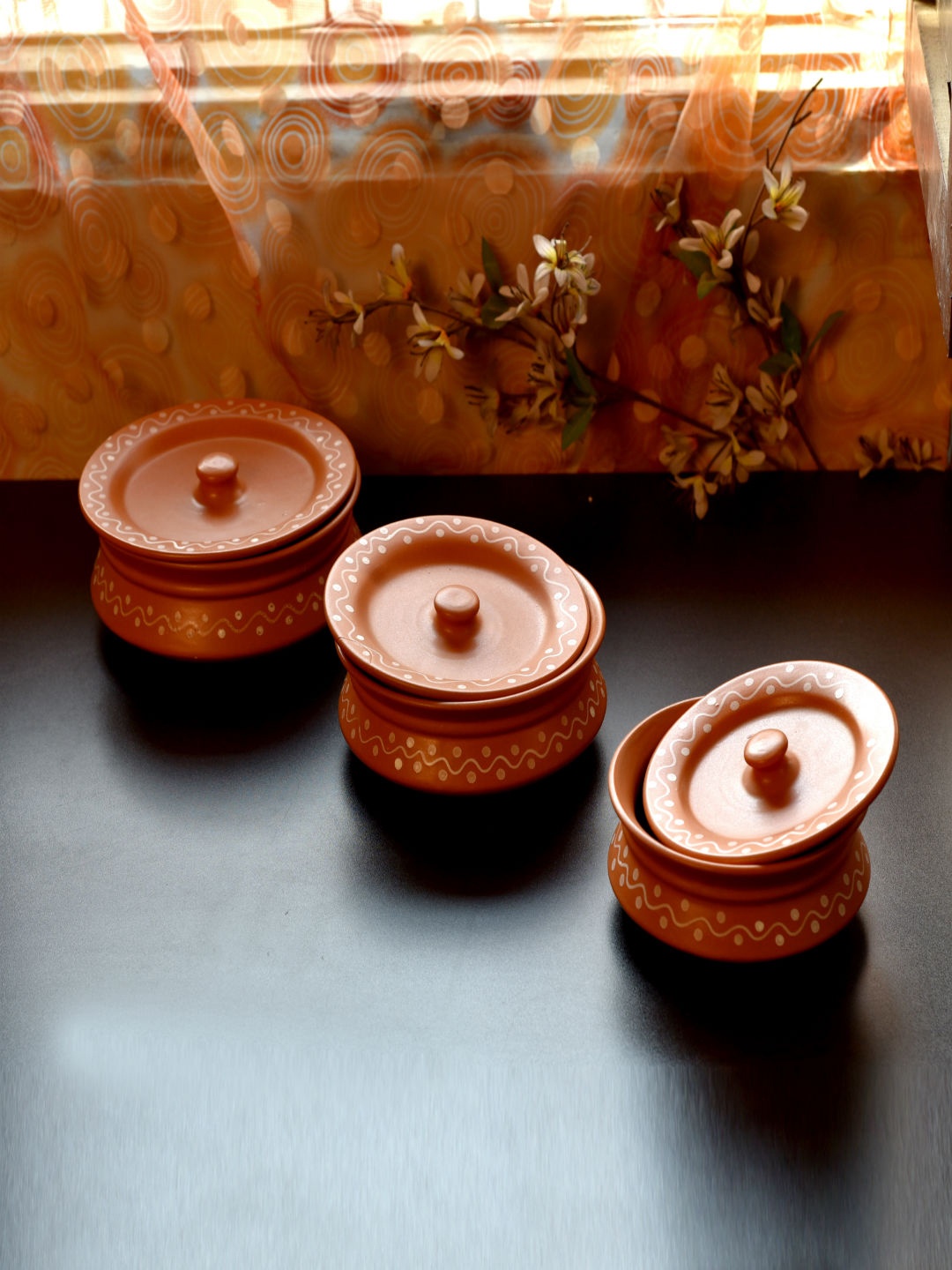 

Unravel India Brown 3-Pieces Printed Stoneware Cups Set