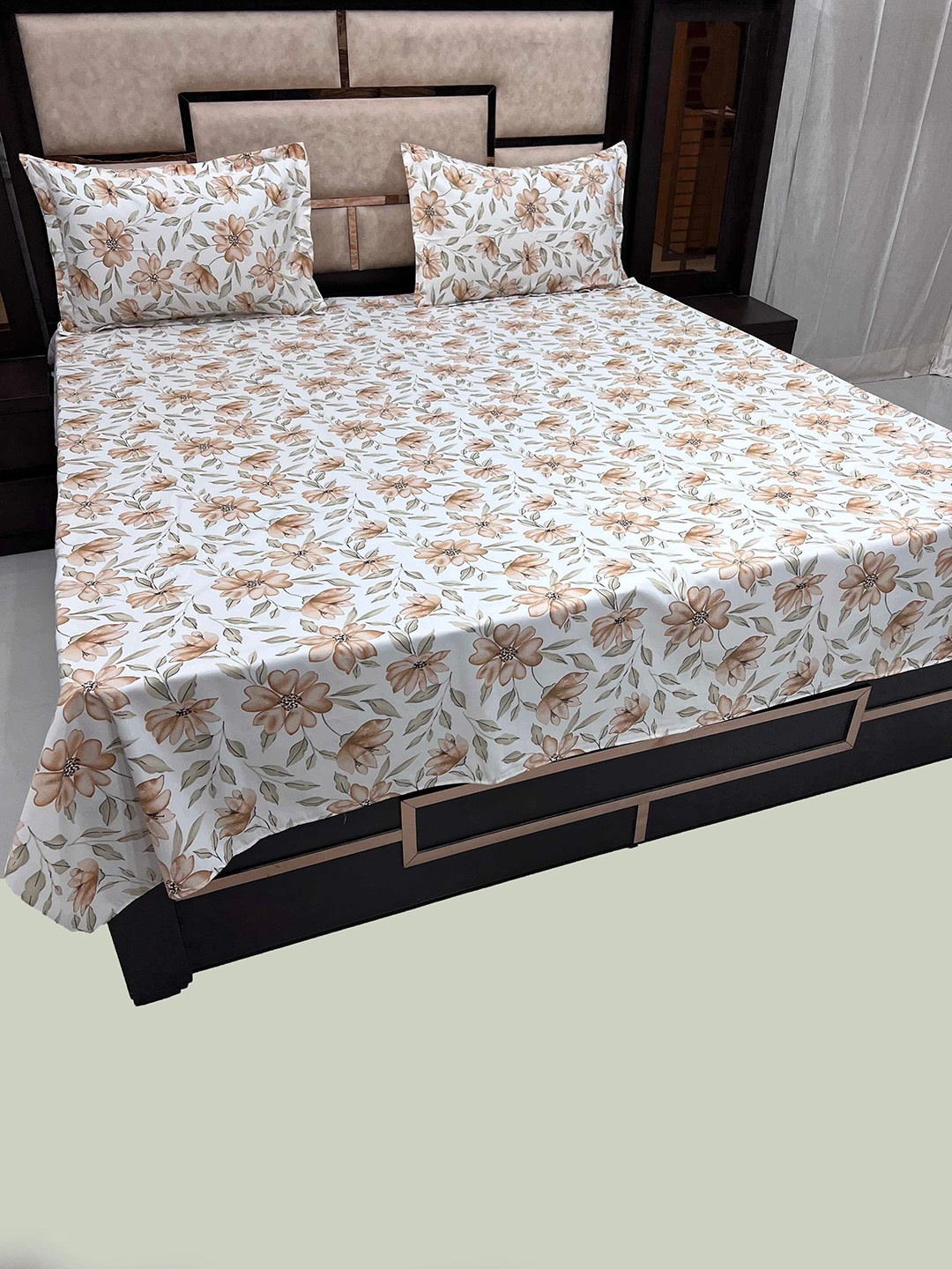 

Pure Decor Passion White Floral 250 TC Pure Cotton Queen Bedsheet & 2 Pillow Covers
