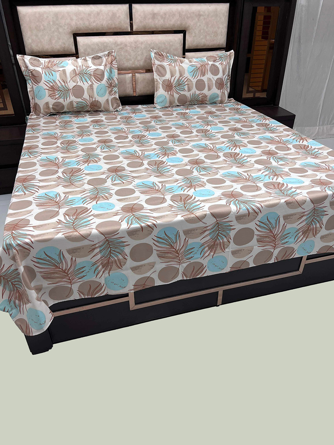 

Pure Decor Brown & Blue Floral 250 TC Pure Cotton Queen Bedsheet with 2 Pillow Covers