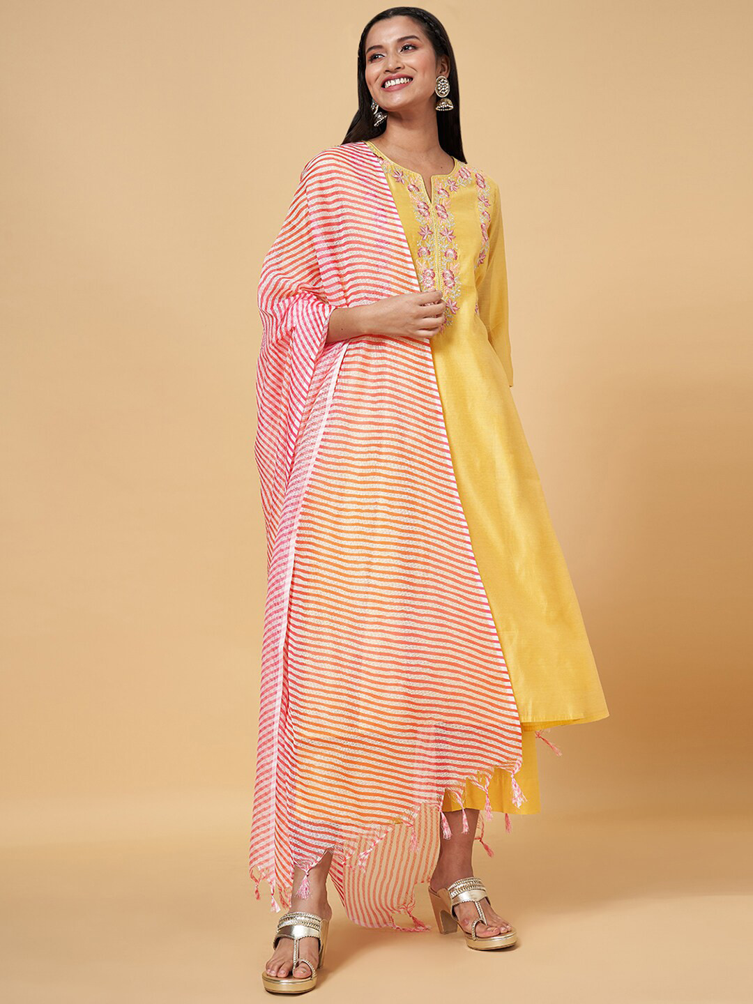 

RANGMANCH BY PANTALOONS Leheriya Printed Dupatta, Pink