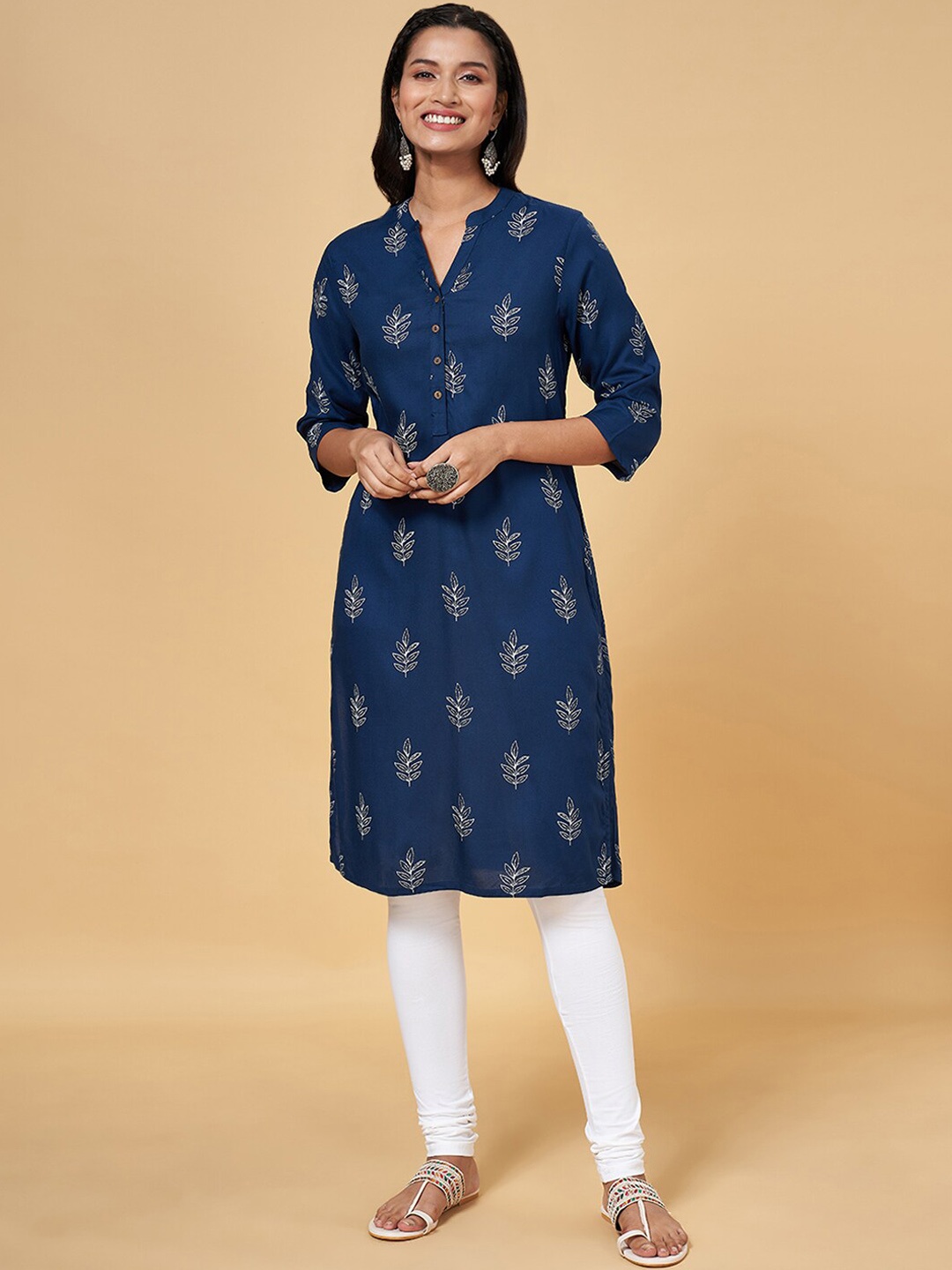 

RANGMANCH BY PANTALOONS Ethnic Motif Printed Straight Kurta, Navy blue