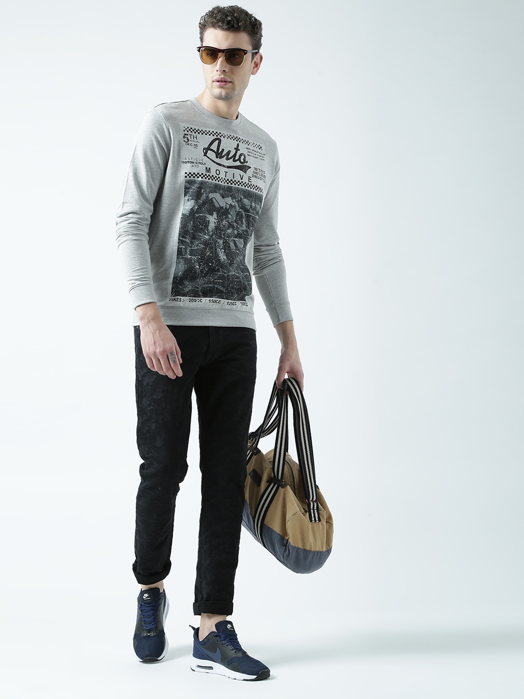 

Huetrap Men Grey Melange Printed Sweatshirt