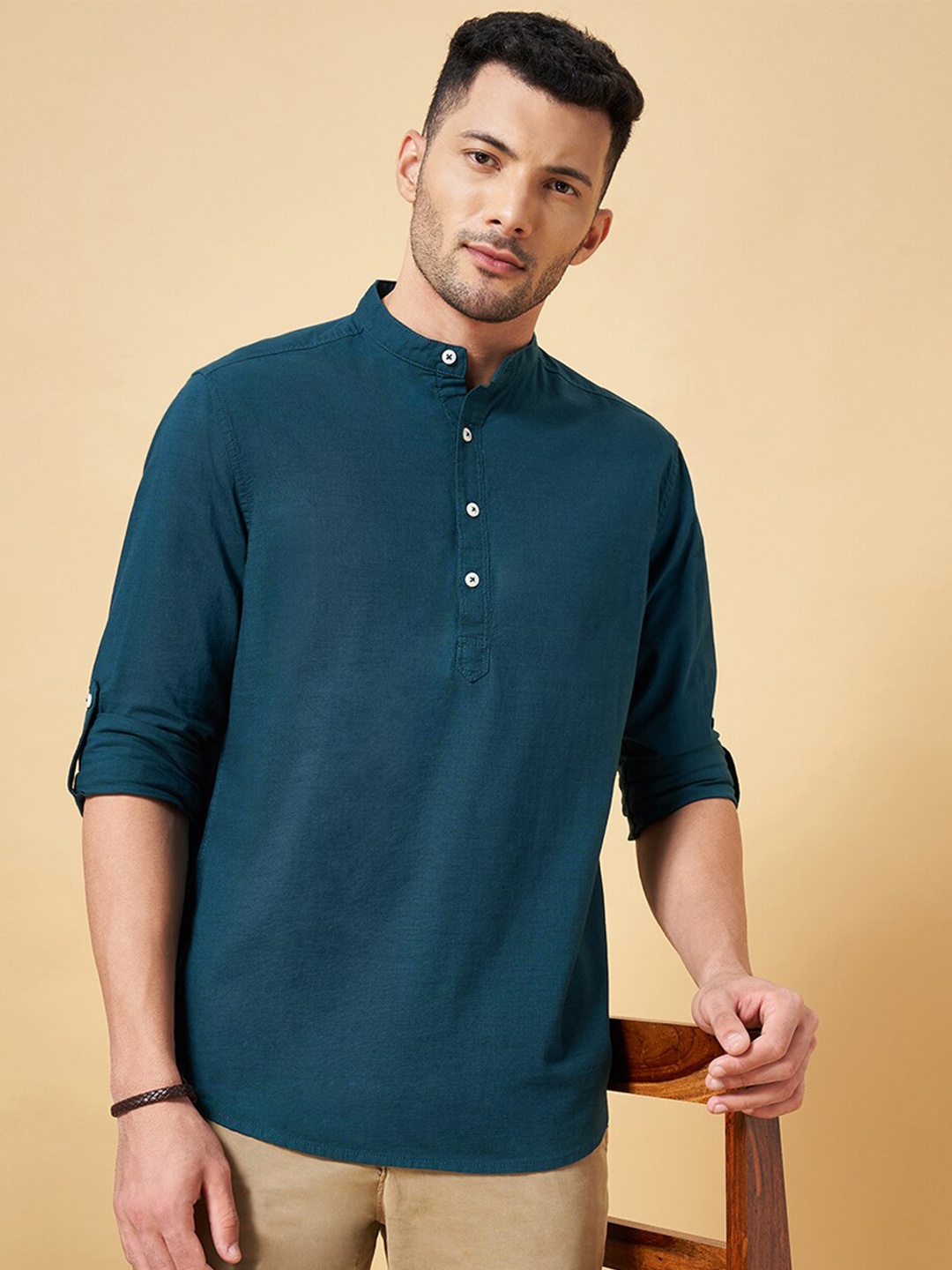 

Urban Ranger by pantaloons Mandarin Collar Roll-Up Sleeves Cotton Casual Shirt, Teal