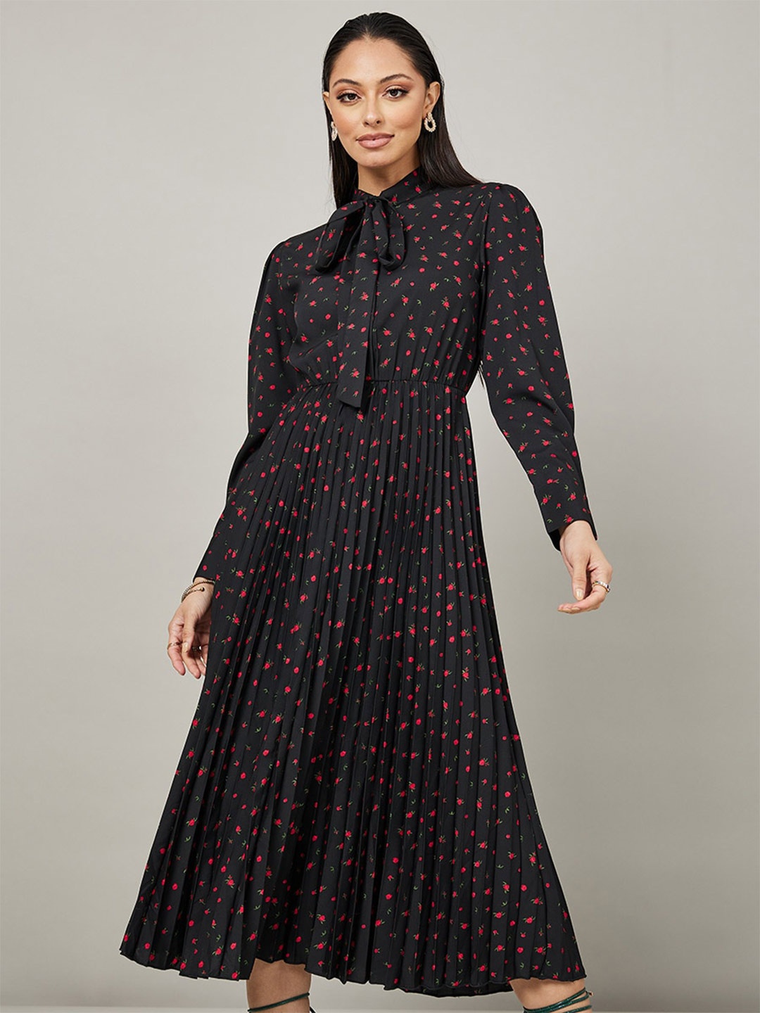 

Styli Floral Printed Tie-Up Neck Accordion Pleated Midi A-Line Dress, Black