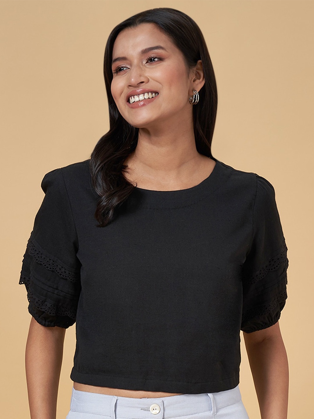 

AKKRITI BY PANTALOONS Schiffli Cotton Crop Top, Black