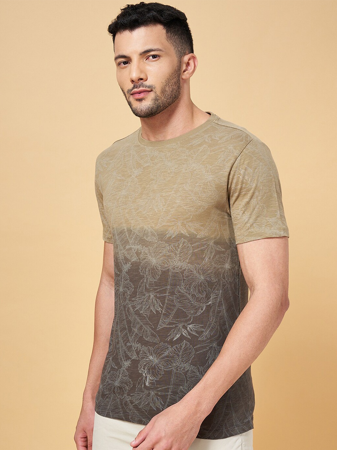 

Urban Ranger by pantaloons Floral Printed Cotton Slim Fit T-Shirt, Brown