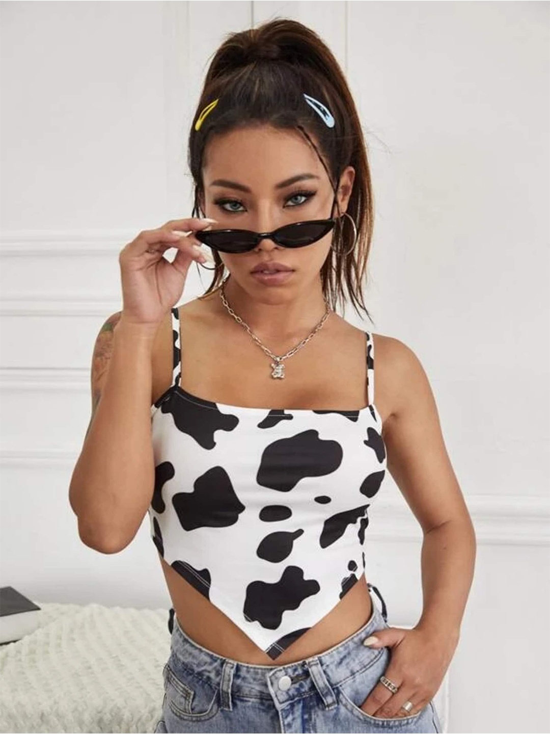 

BAESD Animal Printed Sleeveess Crop Top, White