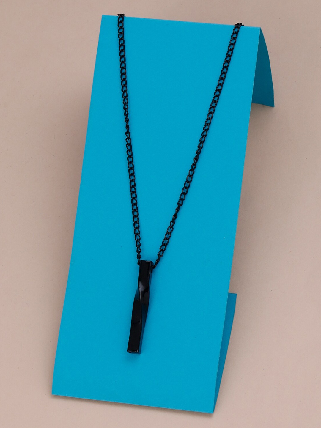 

Silver Shine Rectangle Shaped Pendant With Minimal Chain, Black