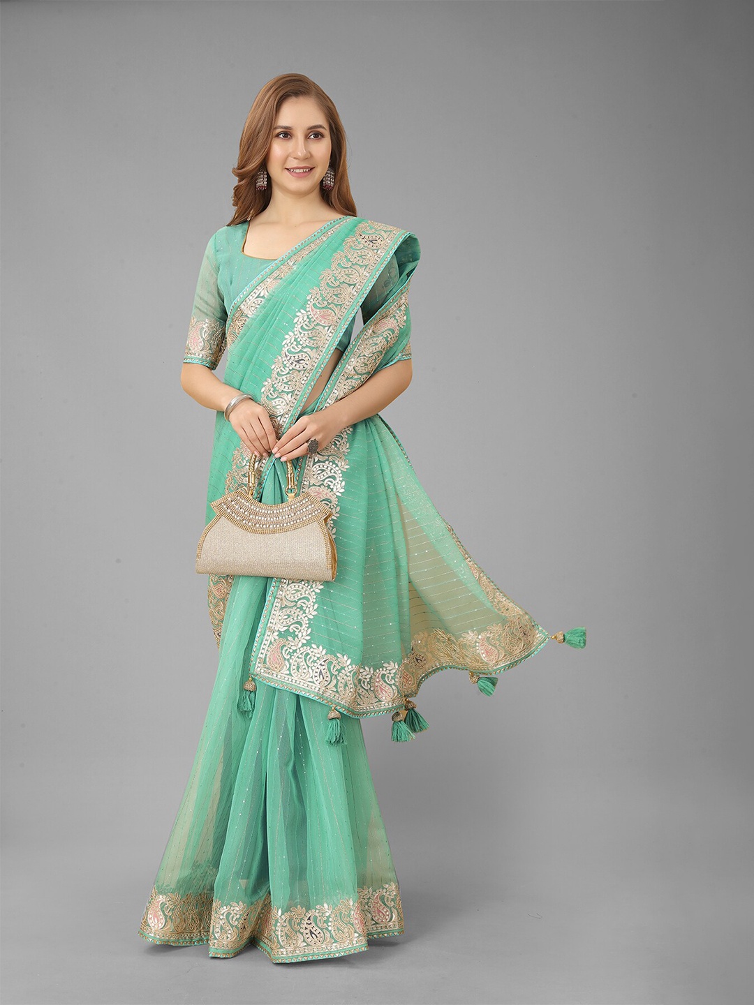 

N N ENTERPRISE Turquoise Blue & Gold-Toned Embellished Zardozi Net Saree