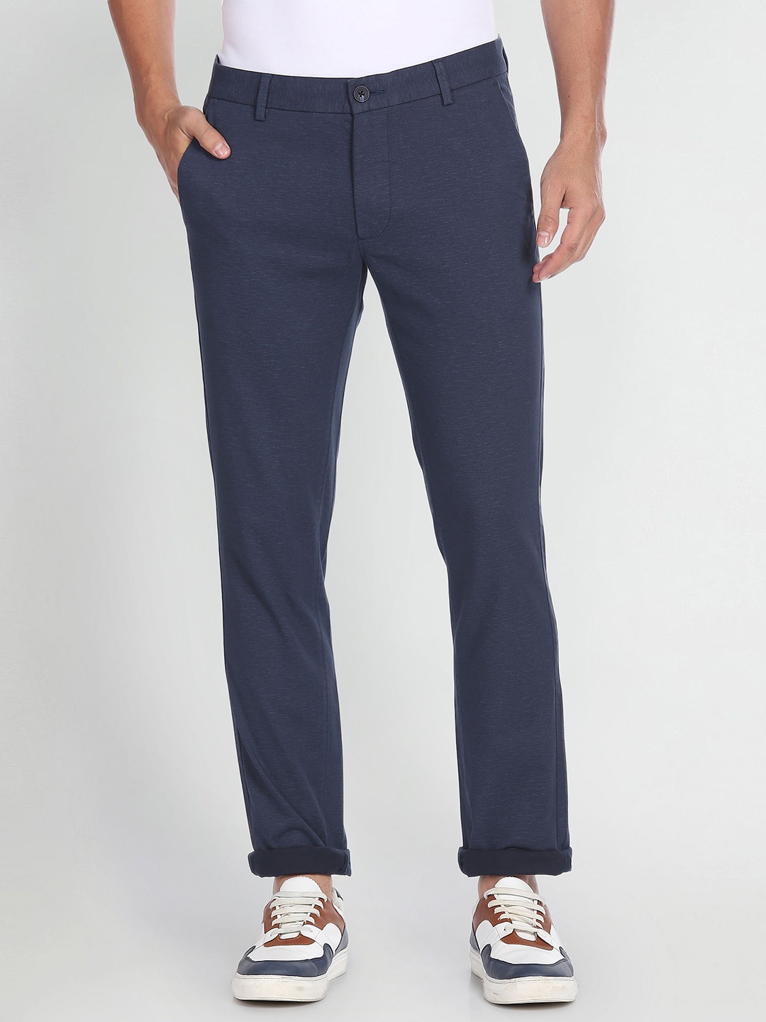 

Arrow Sport Men Speckled Detailed Original Slim Fit Low-Rise Casual Trousers, Navy blue