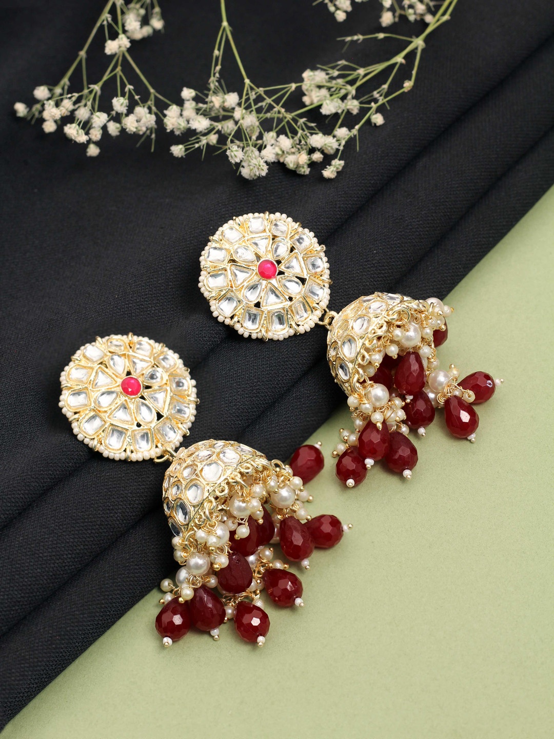 

SAIYONI Gold-Plated Kundan & Pearl Studded Classic Jhumkas