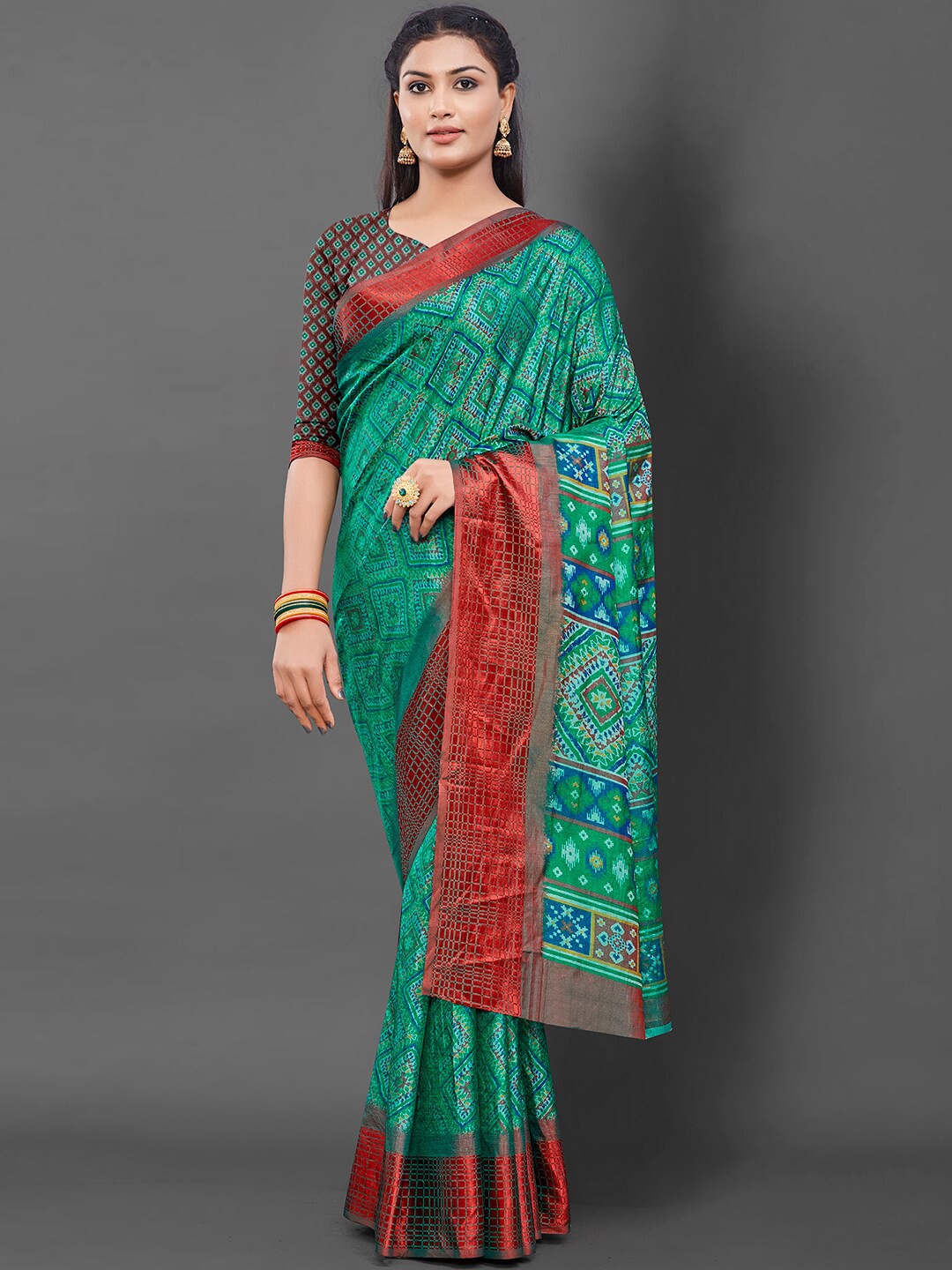 

Mitera Green & Red Ethnic Motifs Printed Bagru Saree