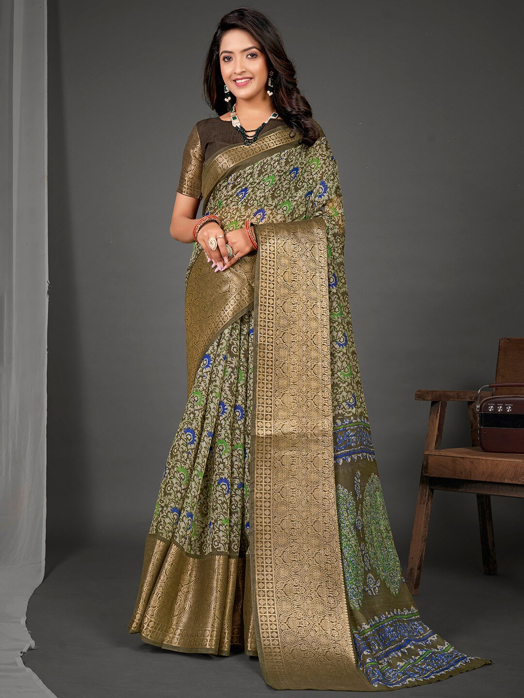 

Mitera Olive Green & Blue Floral Printed Zari Sungudi Saree