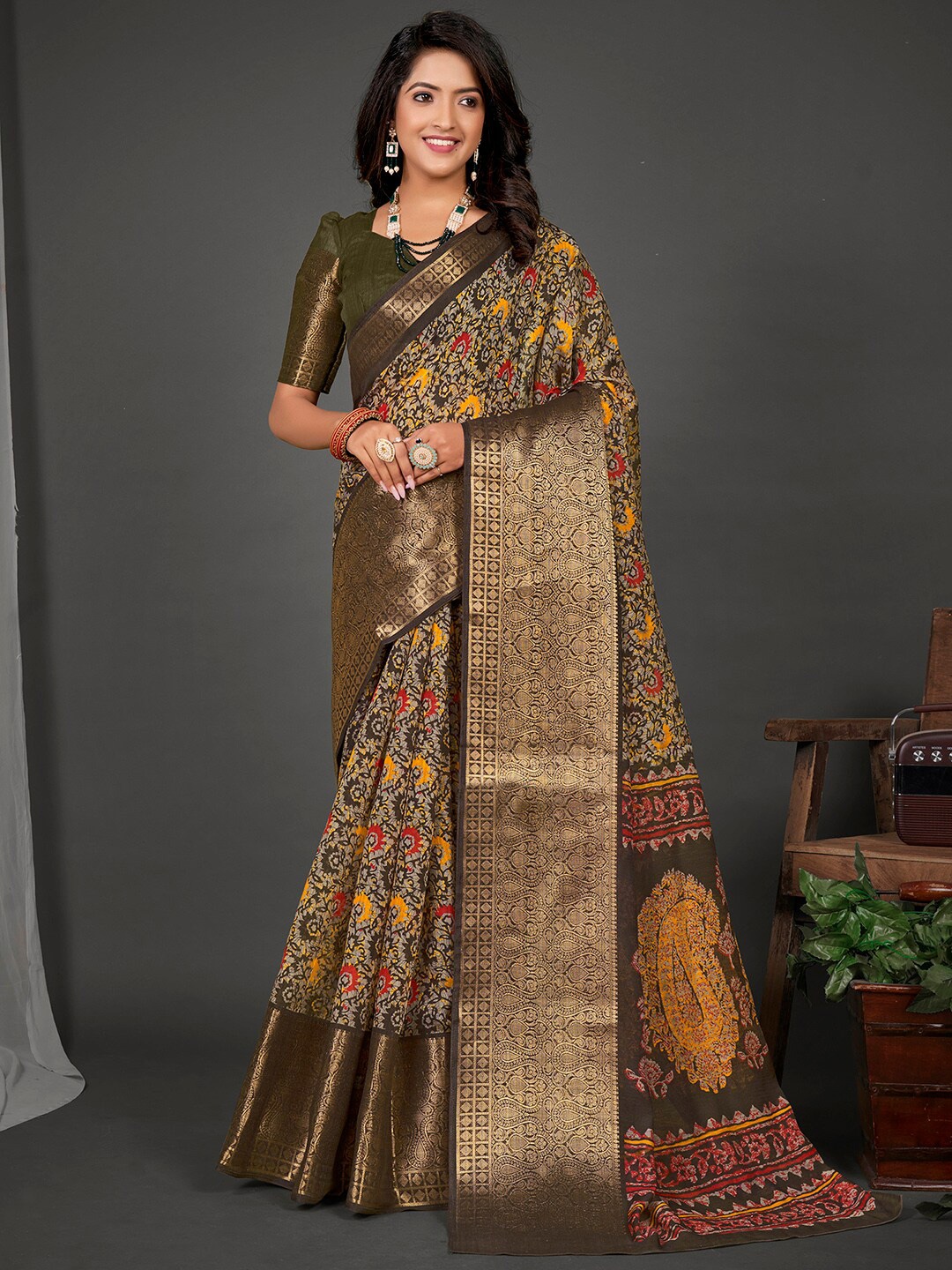 

Mitera Olive Green & Yellow Ethnic Motifs Printed Zari Sungudi Saree