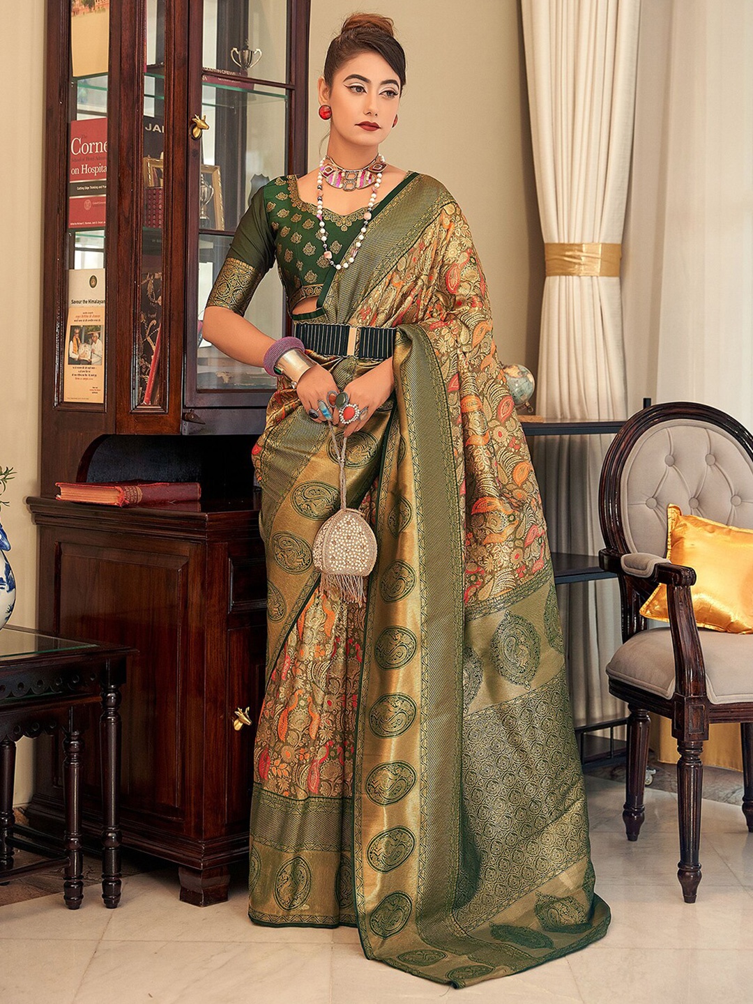 

Mitera Olive Green & Gold-Toned Ethnic Motifs Woven Design Zari Paithani Saree