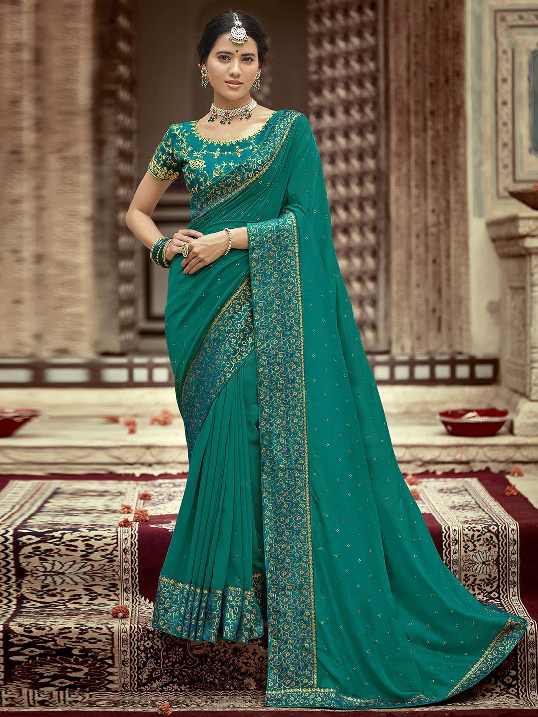 

Mitera Teal & Gold-Toned Embellished Sequinned Saree