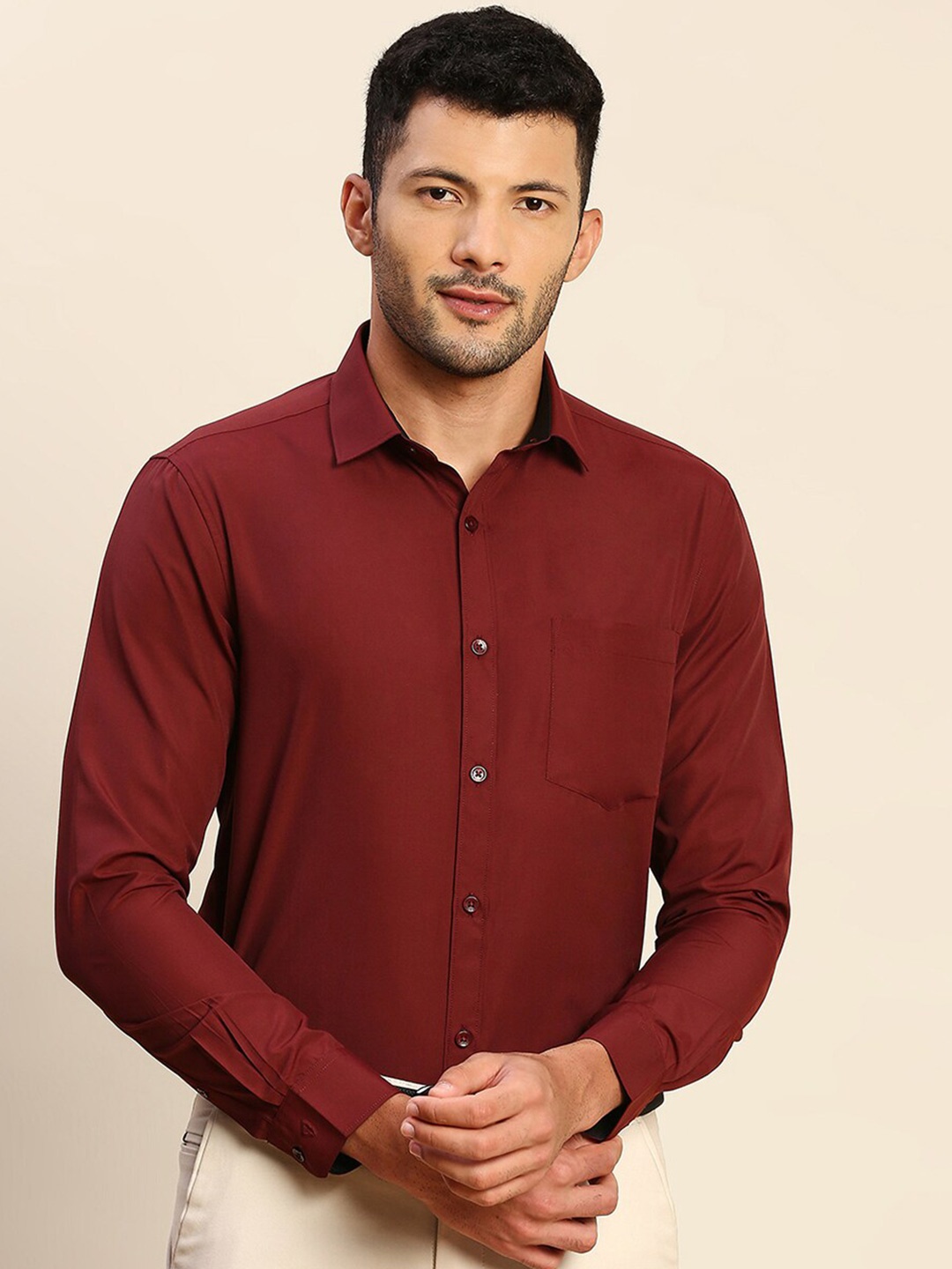 

INVICTUS Men Spread Collar Original Slim Fit Opaque Formal Shirt, Maroon