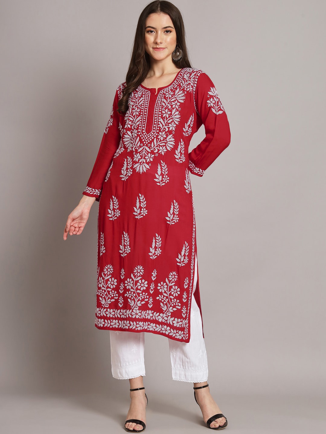 

PARAMOUNT CHIKAN Keyhole Neck Chikankari Straight Kurta, Red