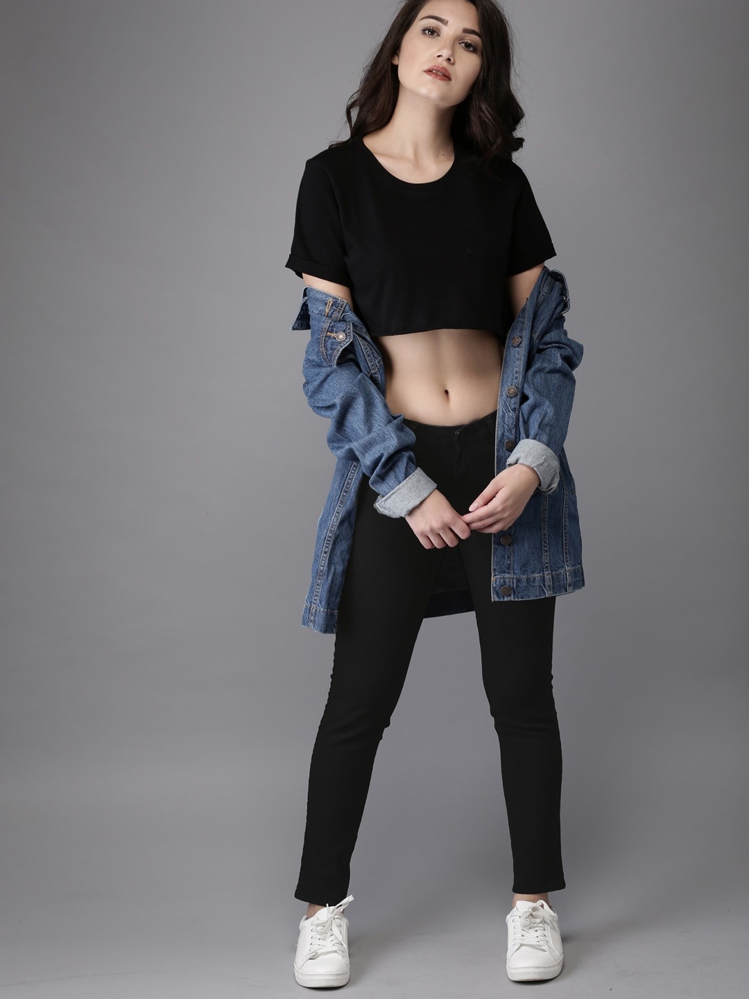 

HERE&NOW Women Black Skinny Fit Mid-Rise Clean Look Stretchable Cropped Jeans