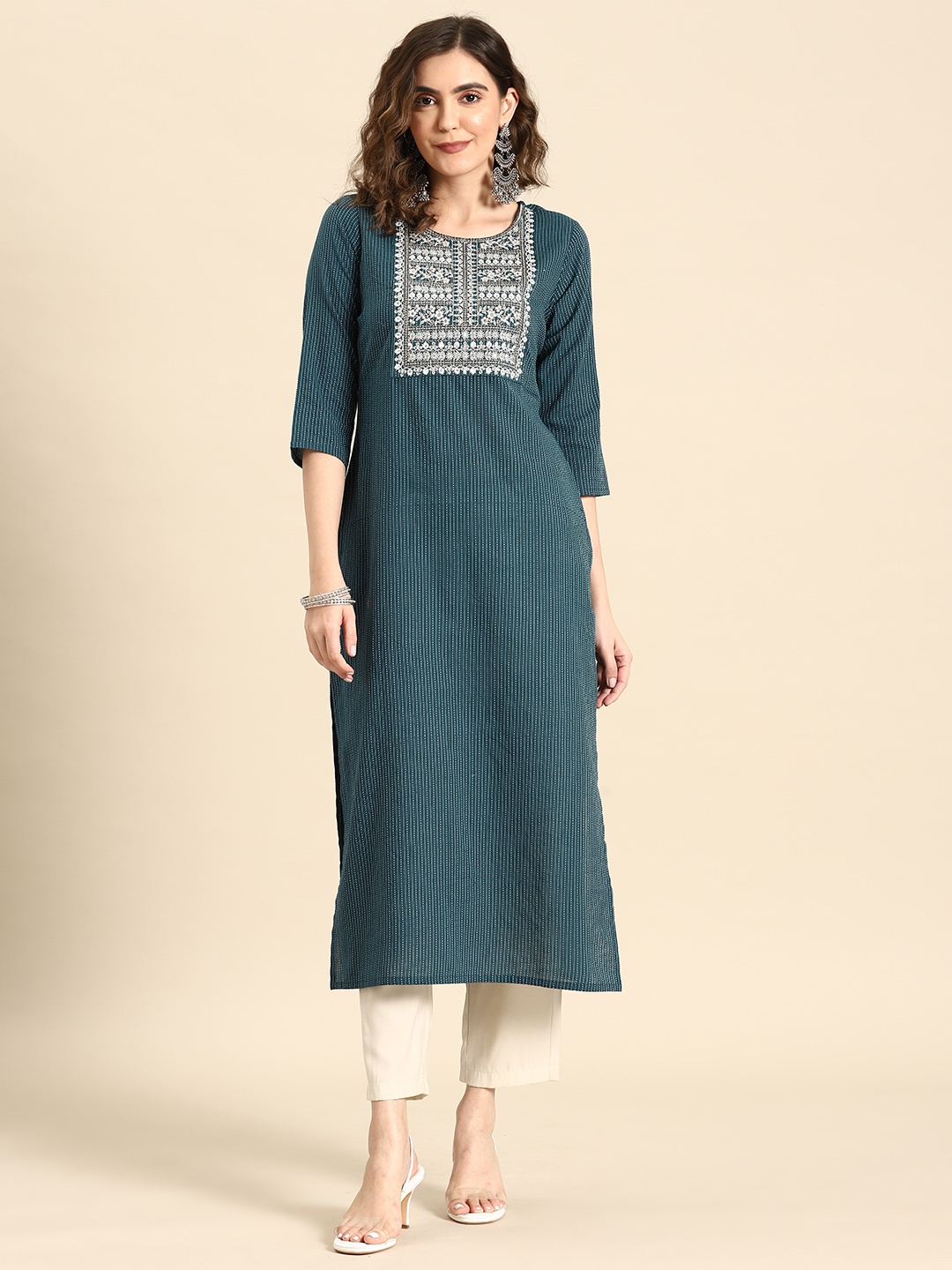 

Nayo Women Floral Yoke Design Sequinned Cotton Kurta, Teal