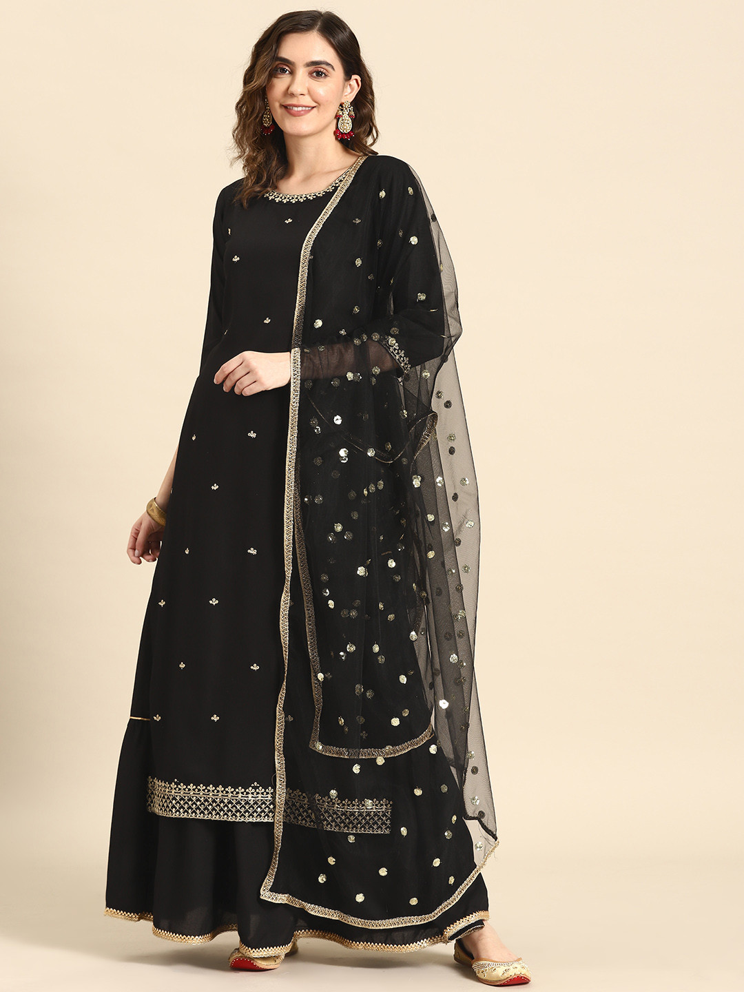 

Nayo Women Regular Thread Work Kurta with Skirt & Dupatta, Black