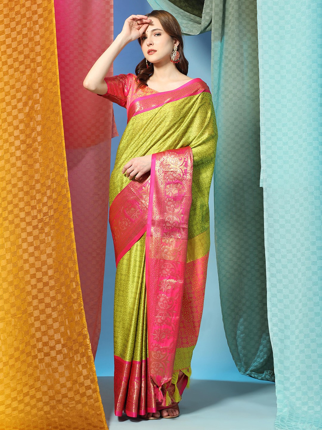 

PHEASANT Woven Design Zari Silk Cotton Saree, Green
