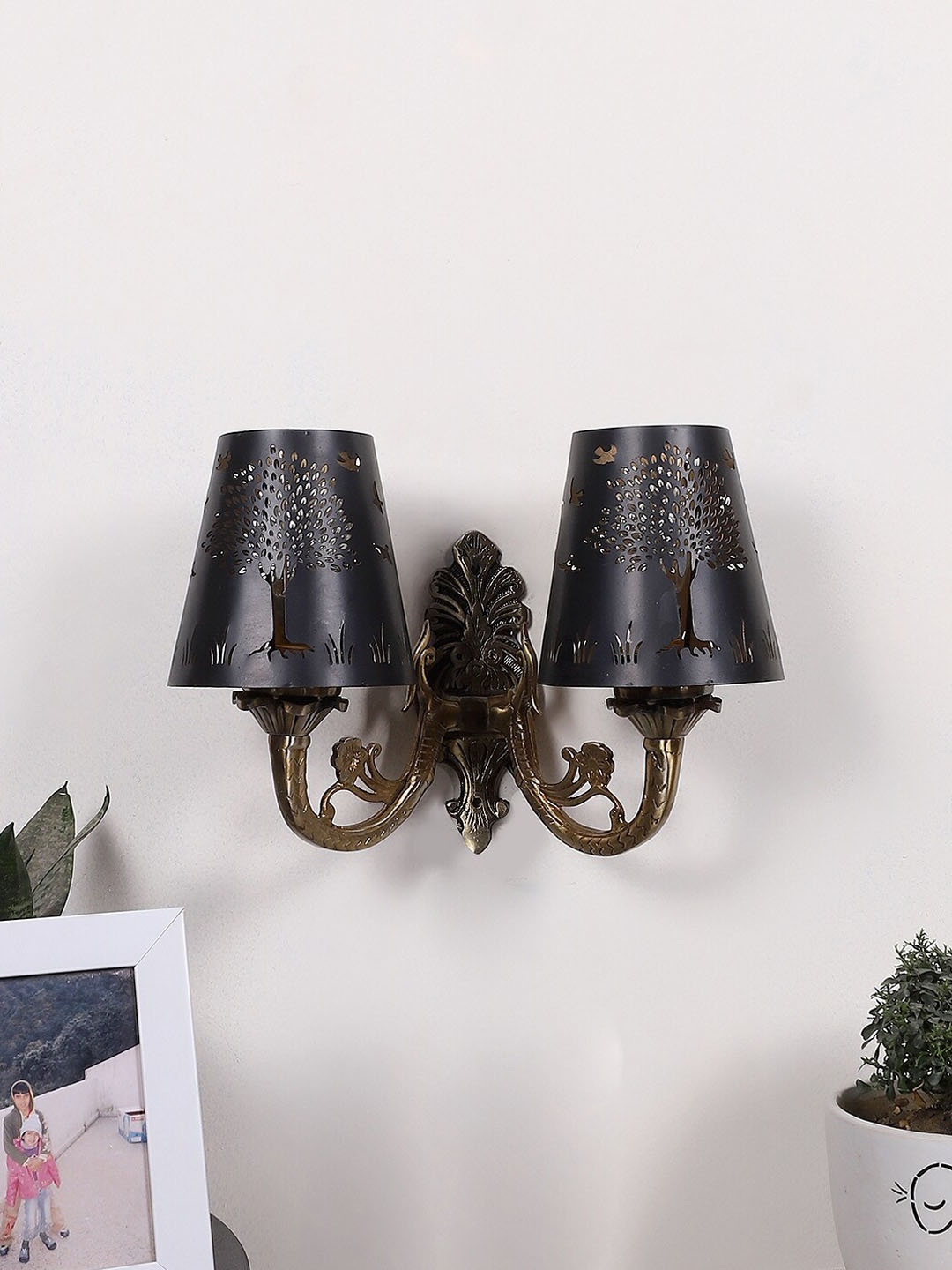 

Devansh Black Textured Dual Antique Wall Lamp With Etching Lamp Shade, Gold