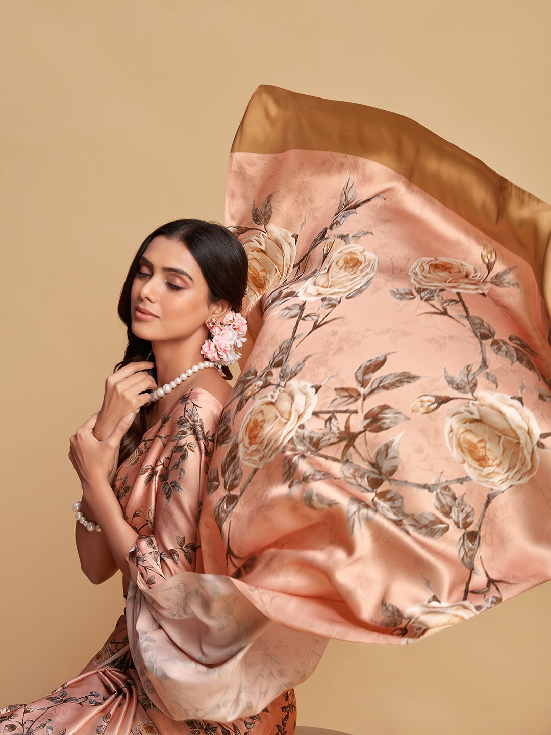 

Sangria Floral Printed Satin Saree, Peach