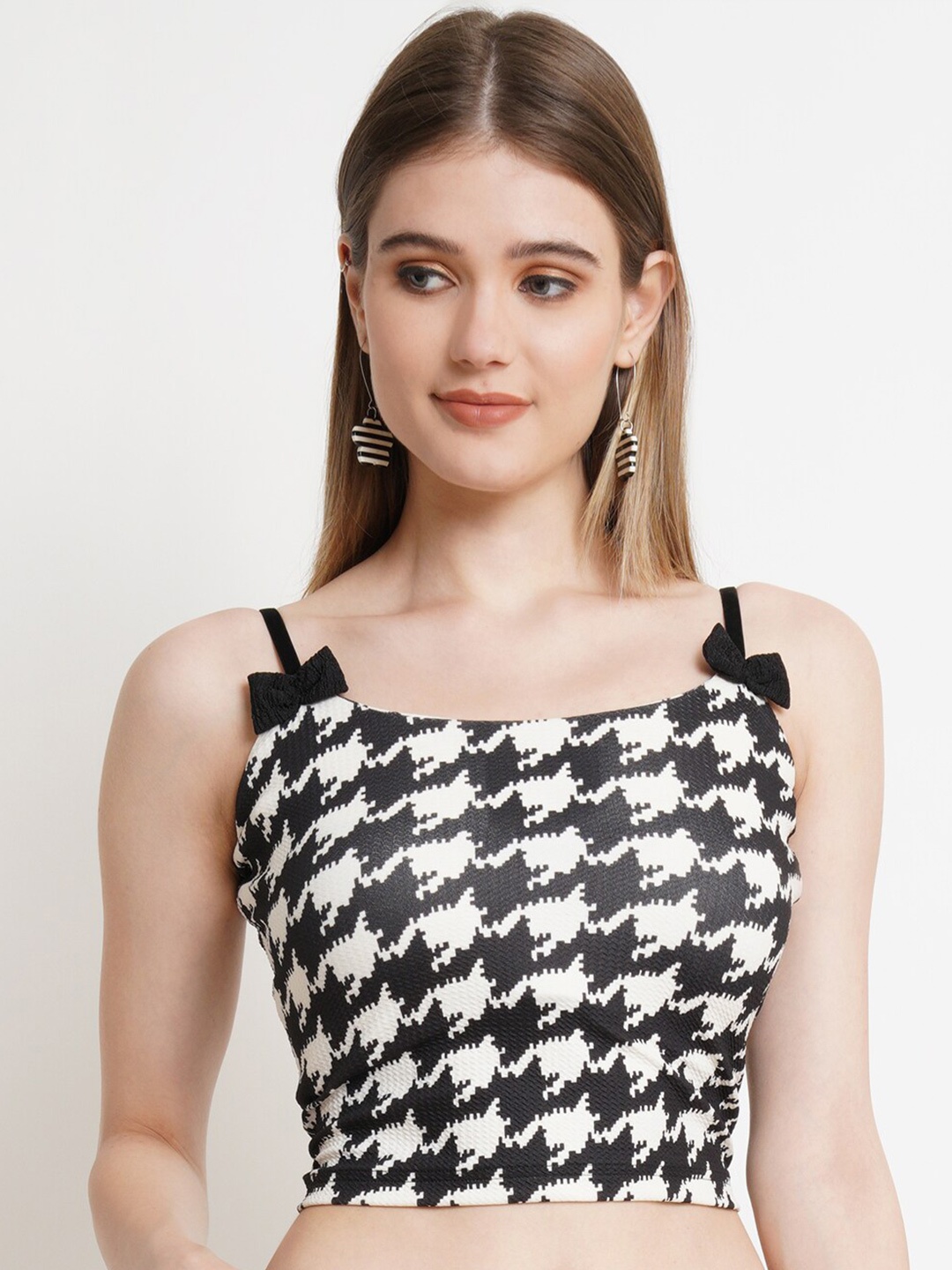 

Popwings Self Design Fitted Crop Top, Black