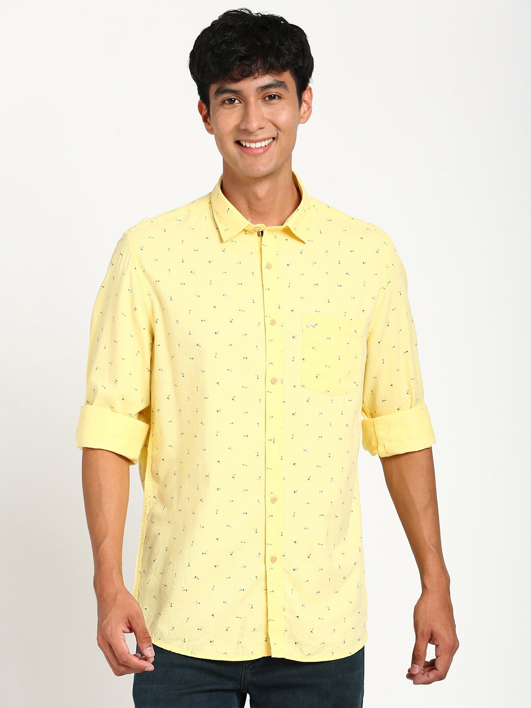 

Turtle Relaxed Slim Fit Micro Ditsy Printed Casual Shirt, Yellow