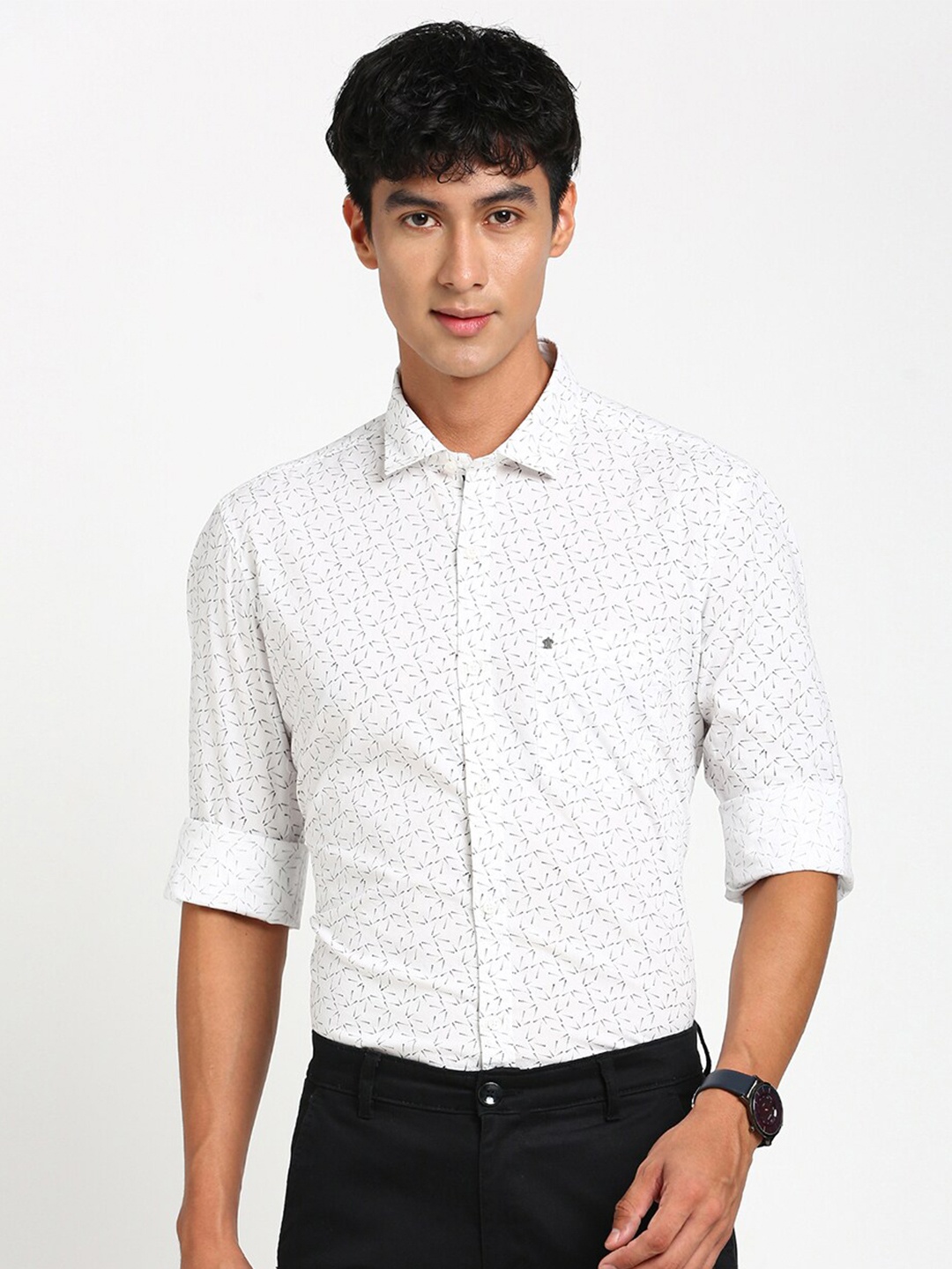 

Turtle Relaxed Slim Fit Micro Ditsy Printed Pure Cotton Casual Shirt, White