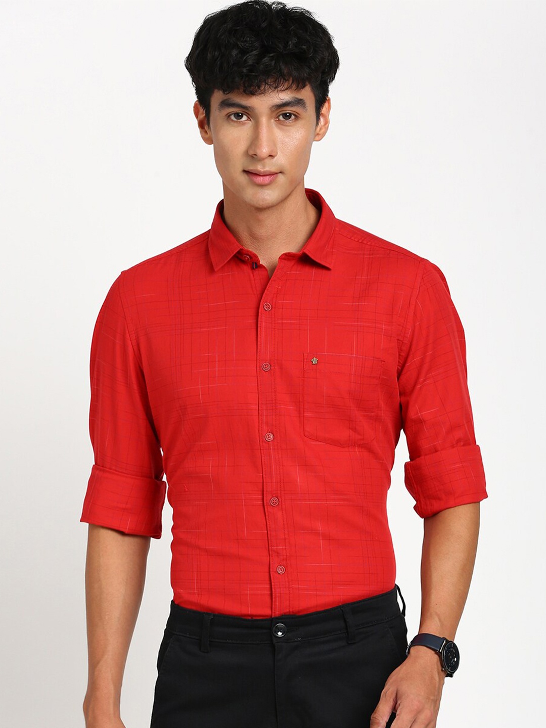

Turtle Relaxed Slim Fit Checked Pure Cotton Casual Shirt, Red
