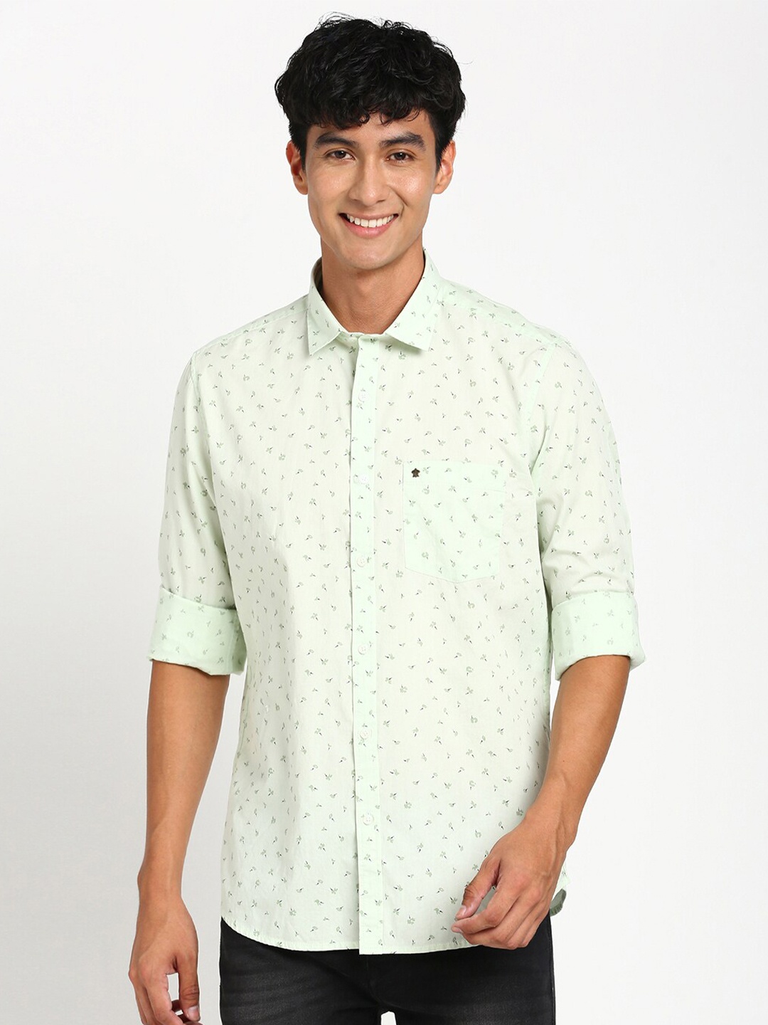 

Turtle Relaxed Slim Fit Micro Ditsy Printed Pure Cotton Casual Shirt, Green