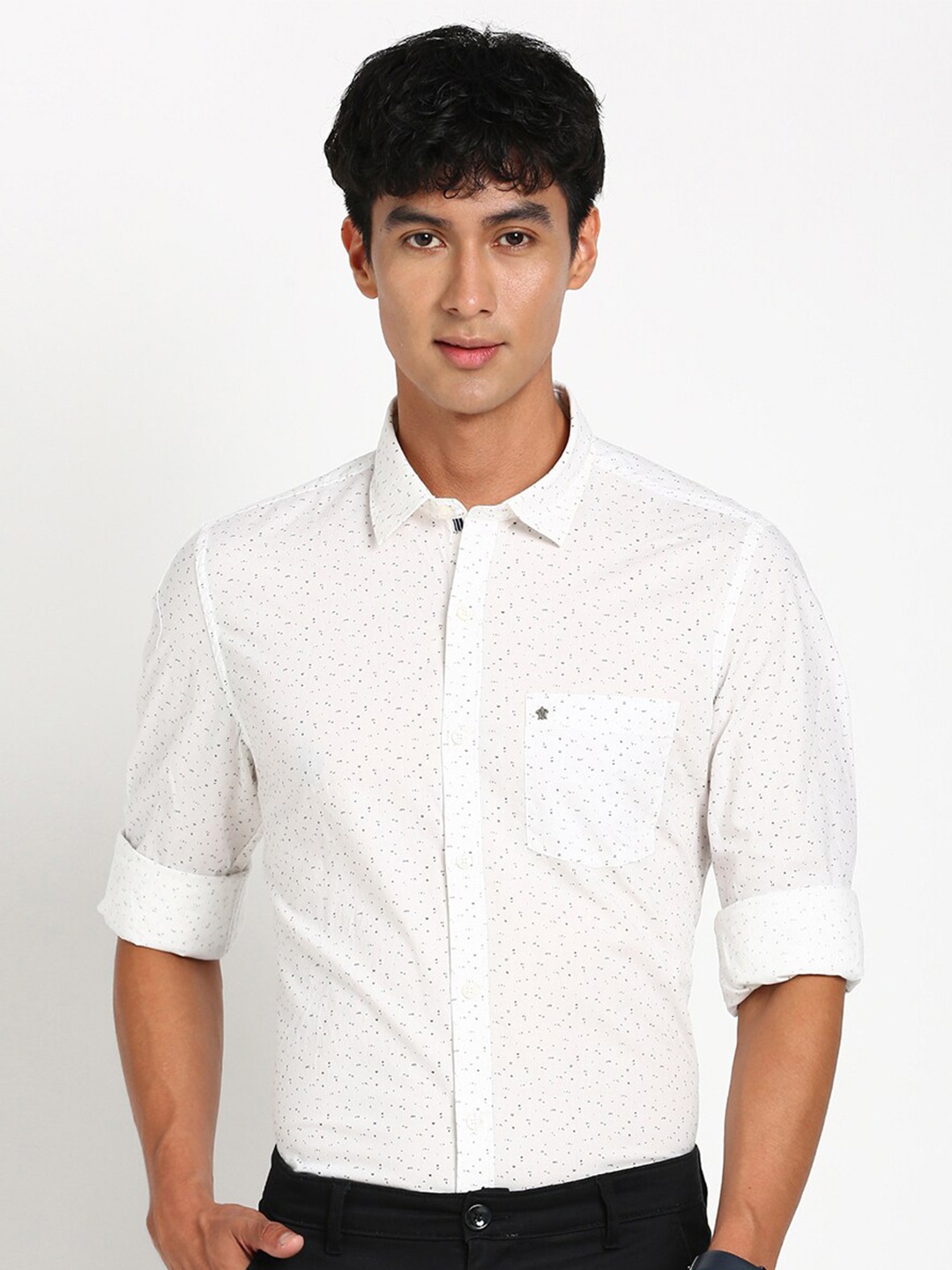 

Turtle Relaxed Slim Fit Opaque Printed Cotton Casual Shirt, White