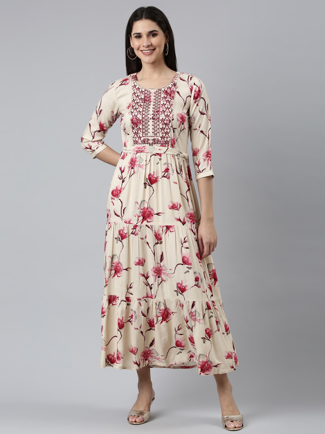 

Neerus Floral Printed Round Neck Three-Quarter Sleeves Maxi Dress, Pink