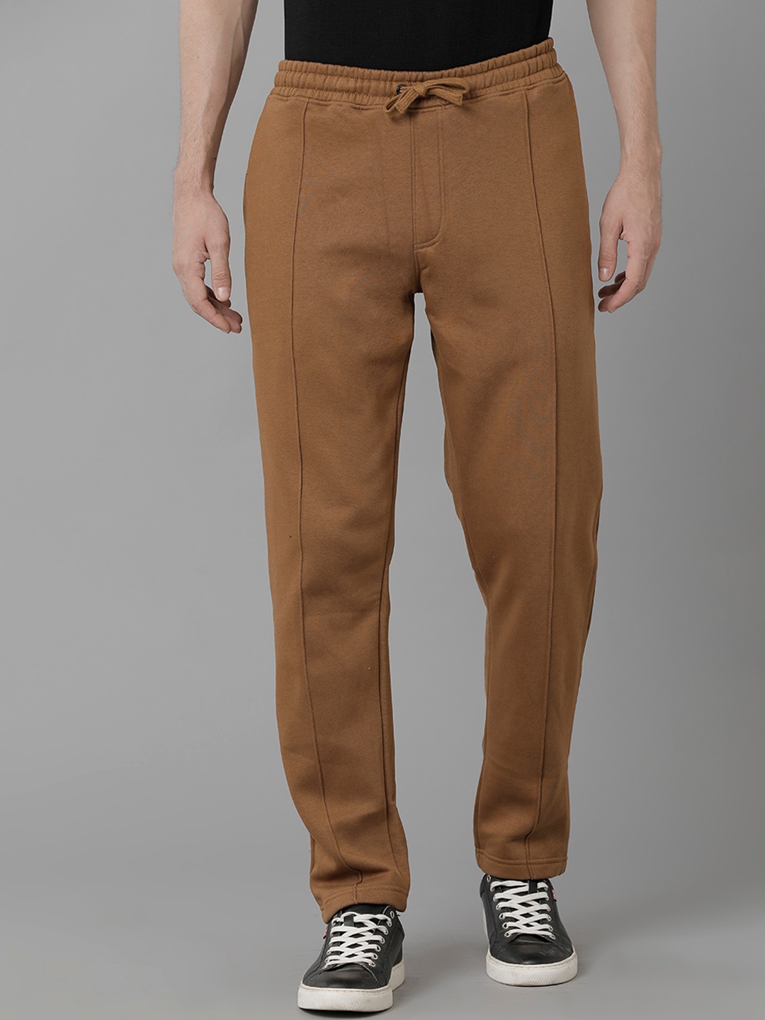 

Voi Jeans Mid-Rise Track Pants, Brown