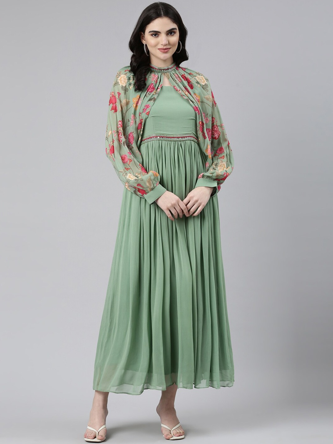 

Neerus Sleeveless Ethnic Maxi Fit & Flare Dress With Shrug, Green
