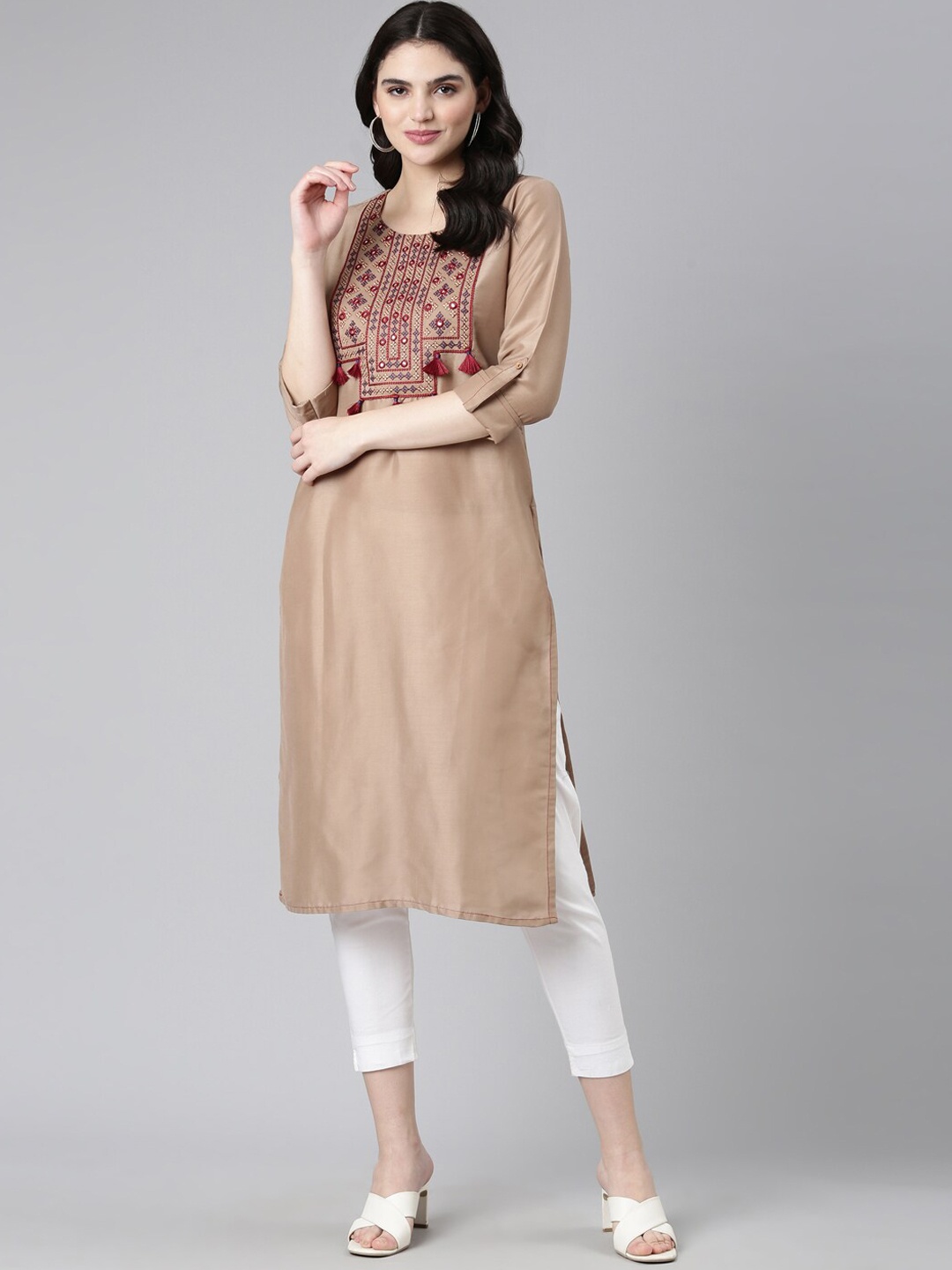 

Neerus Yoke Design Thread Work Pure Cotton Kurta, Brown