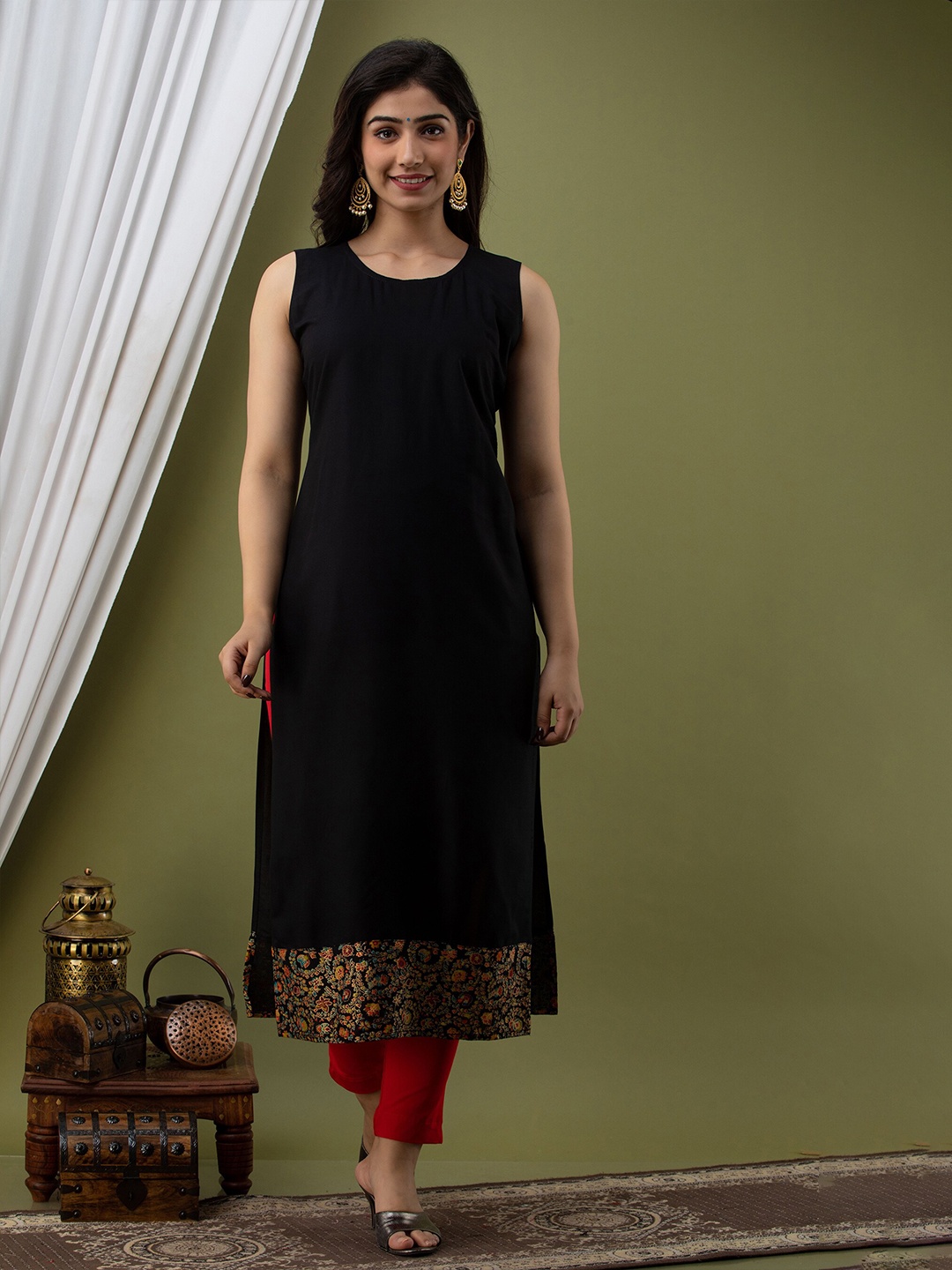 

Mialo fashion Ethnic Motifs Printed Kurta With Jacket, Black