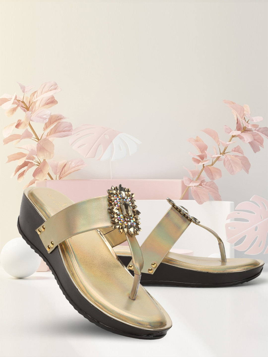 

XE Looks Embellished Lightweight Comfort Heels, Copper