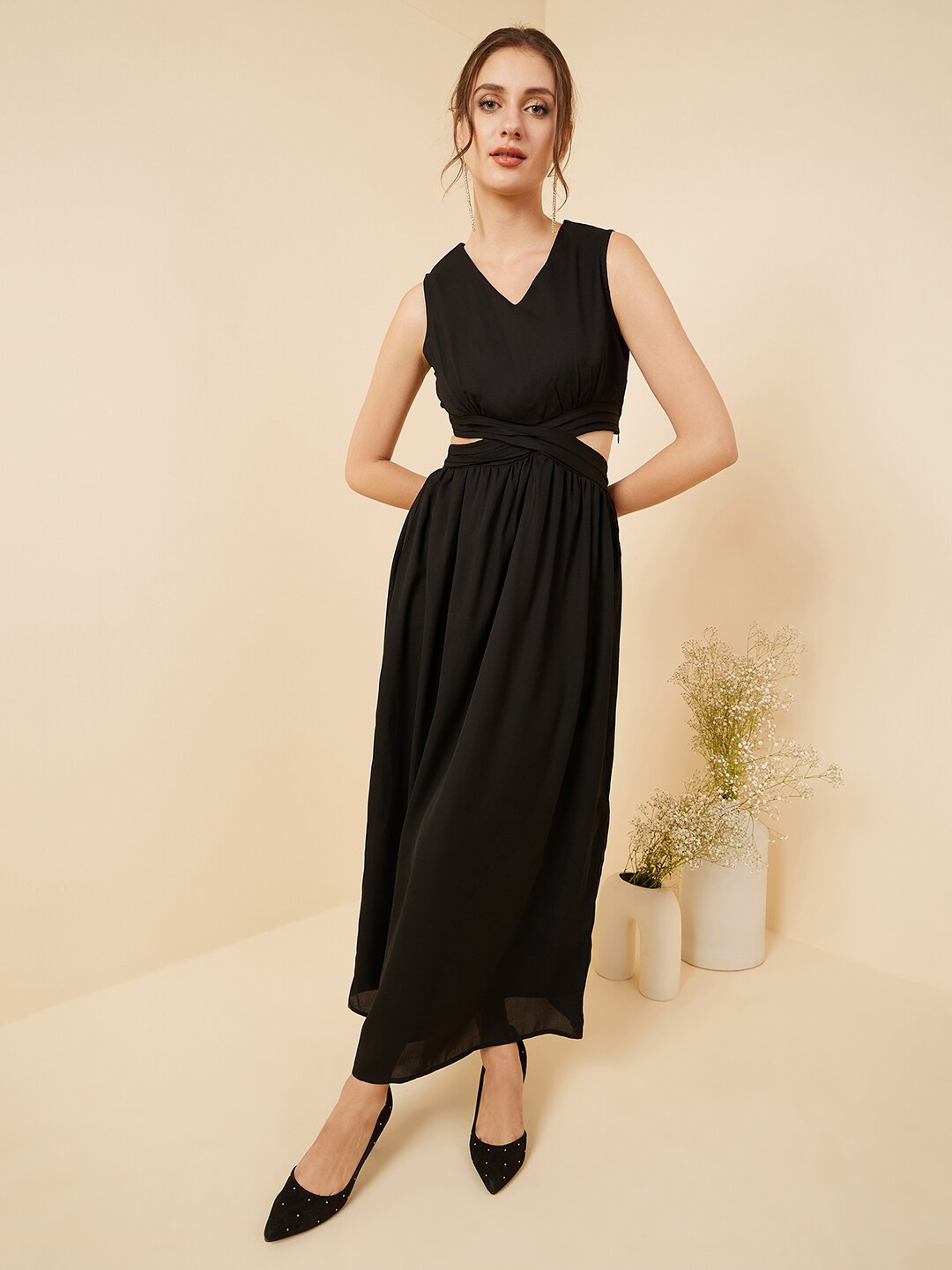 

RARE Black Cut-Outs V-Neck Maxi Dress