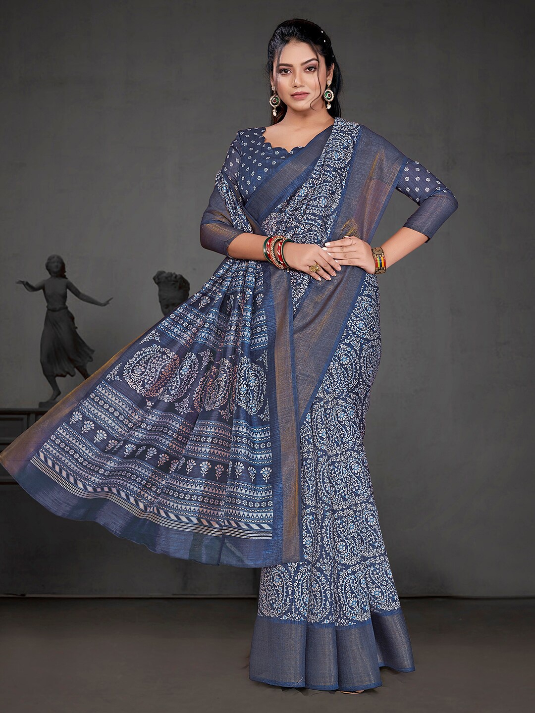 

KALINI Paisley Printed Zari Saree, Blue